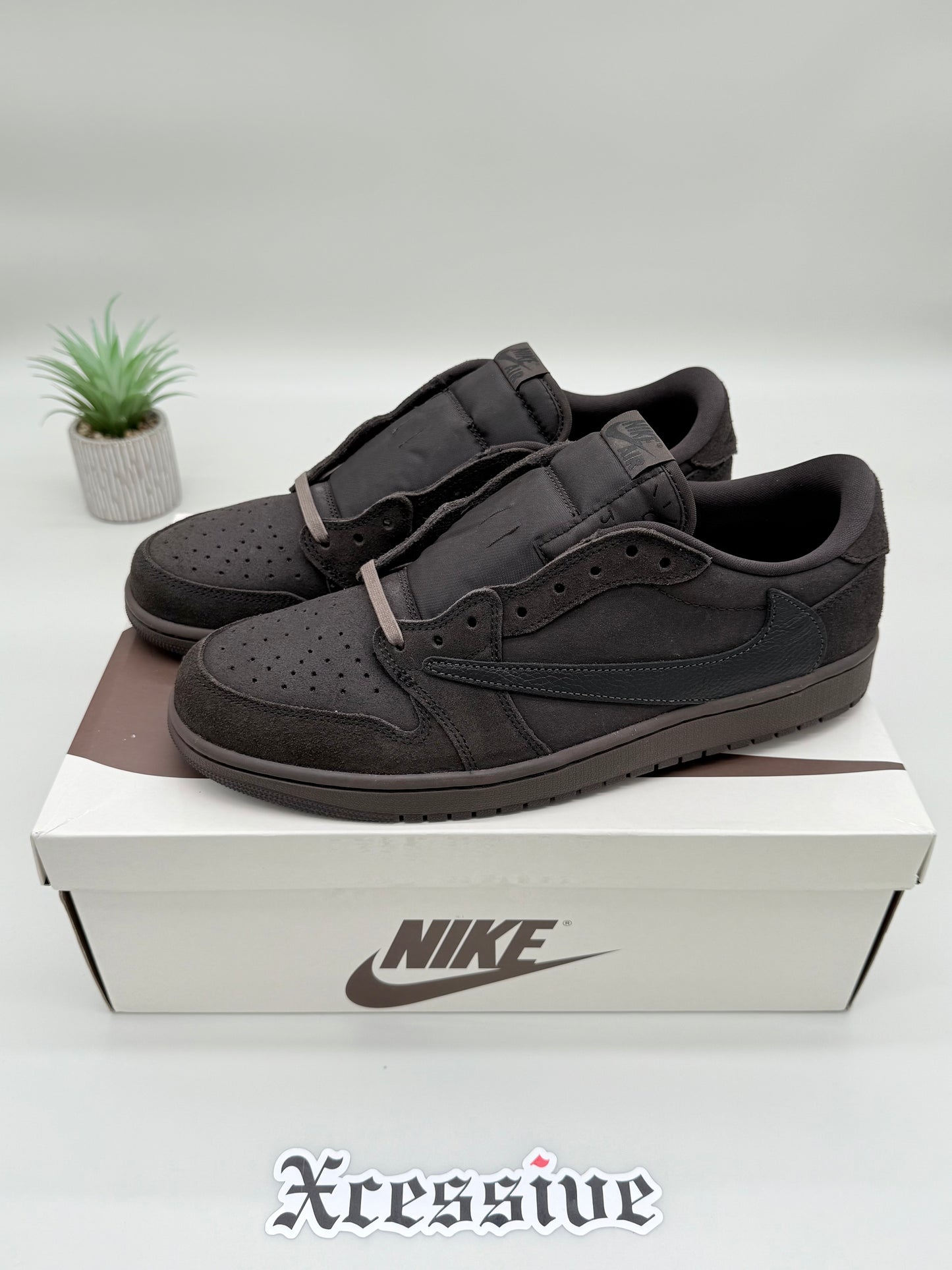 Jordan 1 Low Travis Scott Velvet