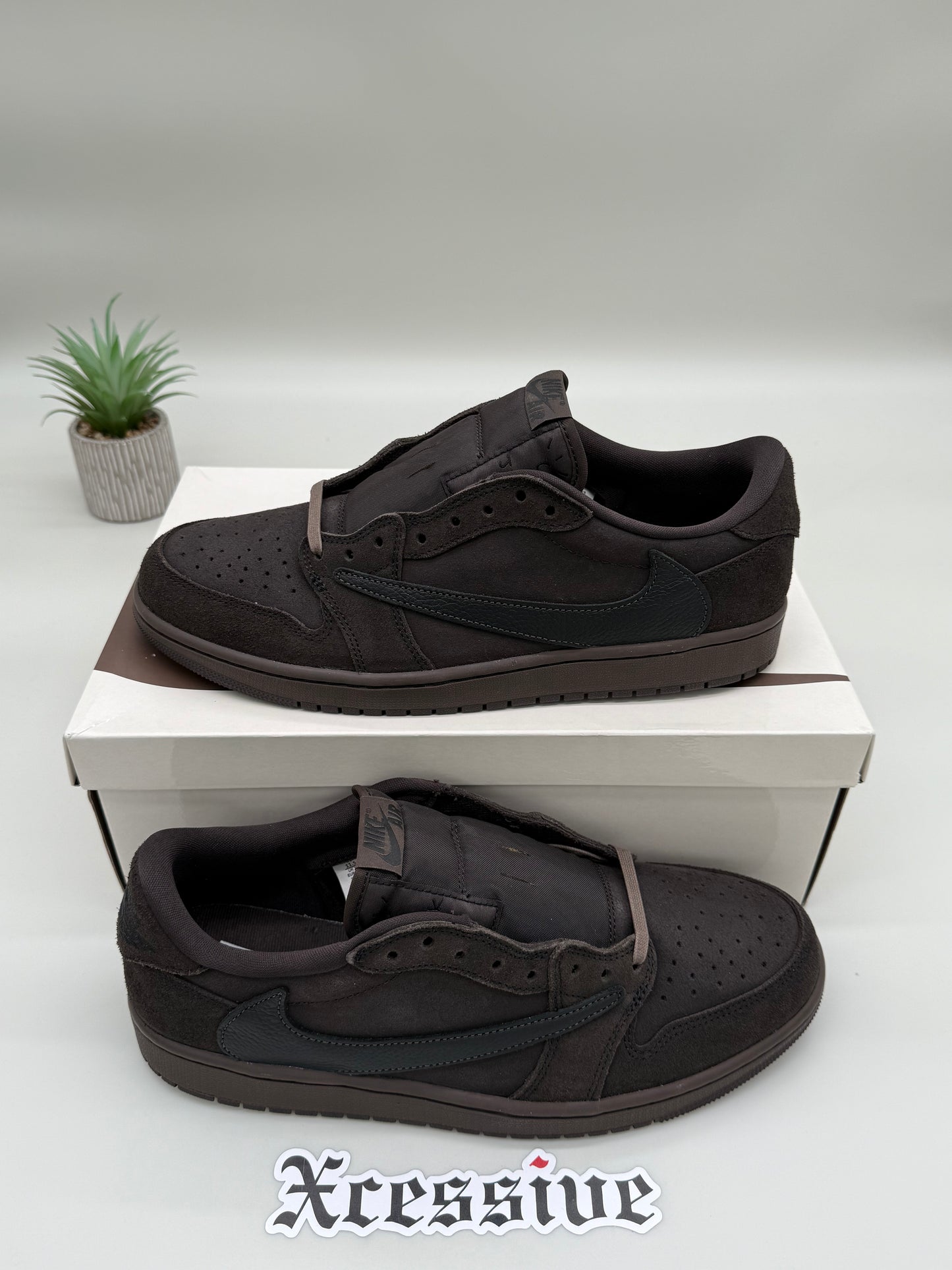 Jordan 1 Low Travis Scott Velvet