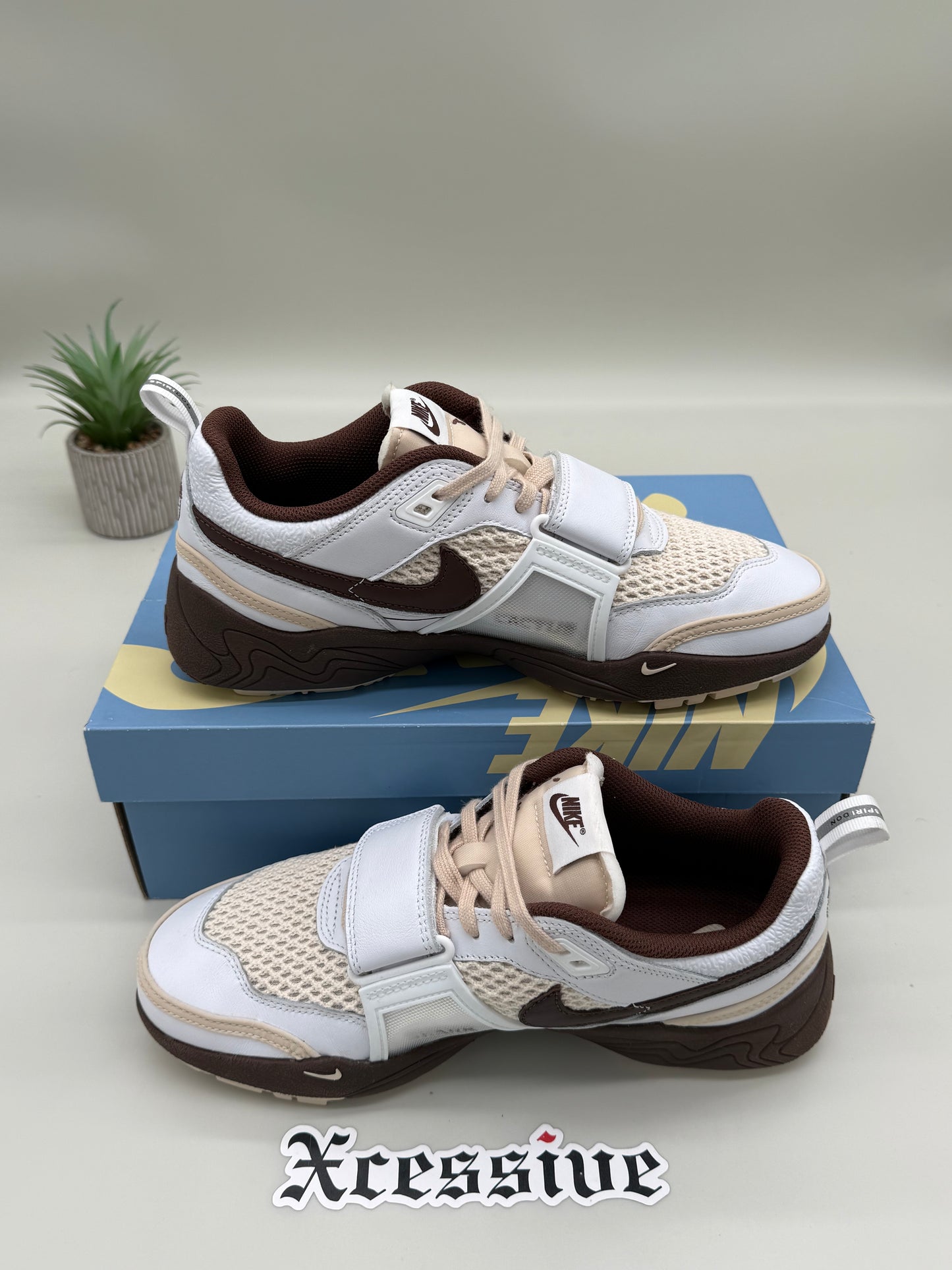 Nike Zoom Field Jaxx Travis Scott Light Chocolate