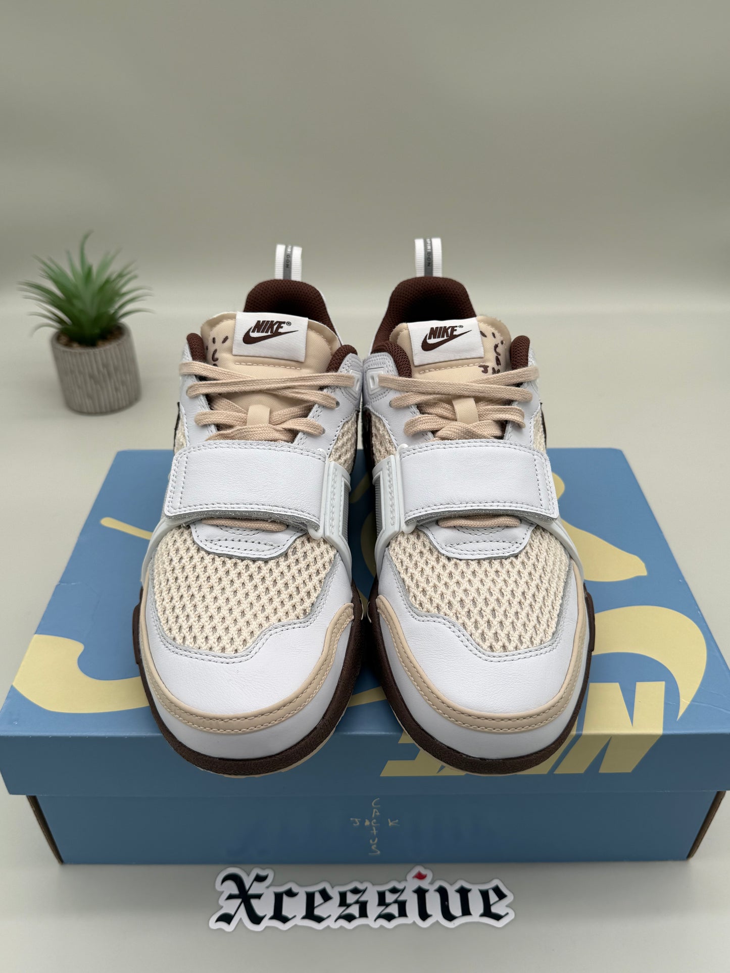 Nike Zoom Field Jaxx Travis Scott Light Chocolate