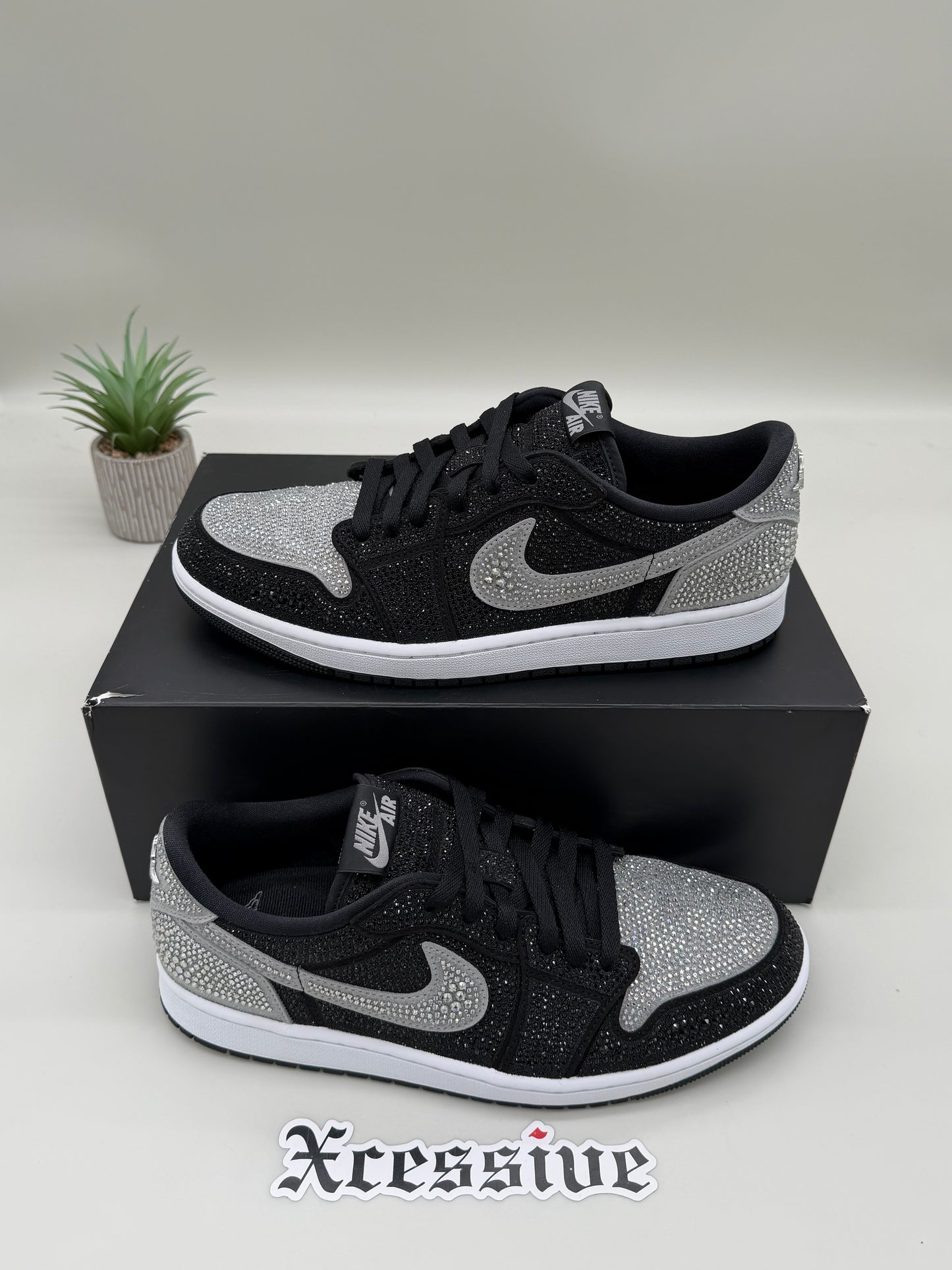 Jordan 1 Low Swarovski