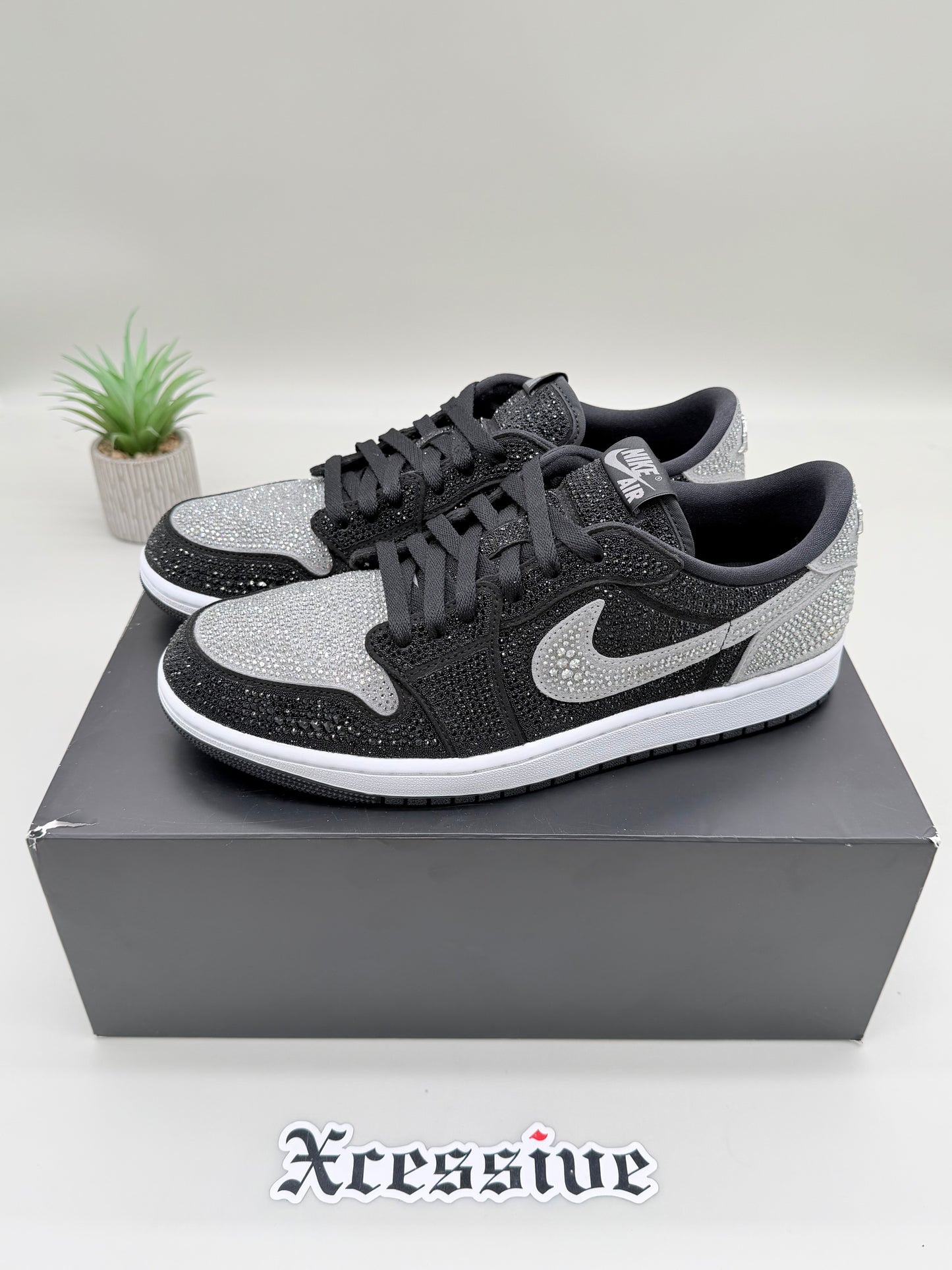 Jordan 1 Low Swarovski