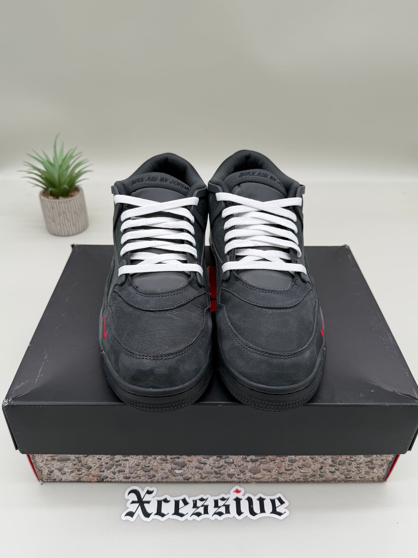 Jordan 4 RM Nigel Sylvester Driveway Grey