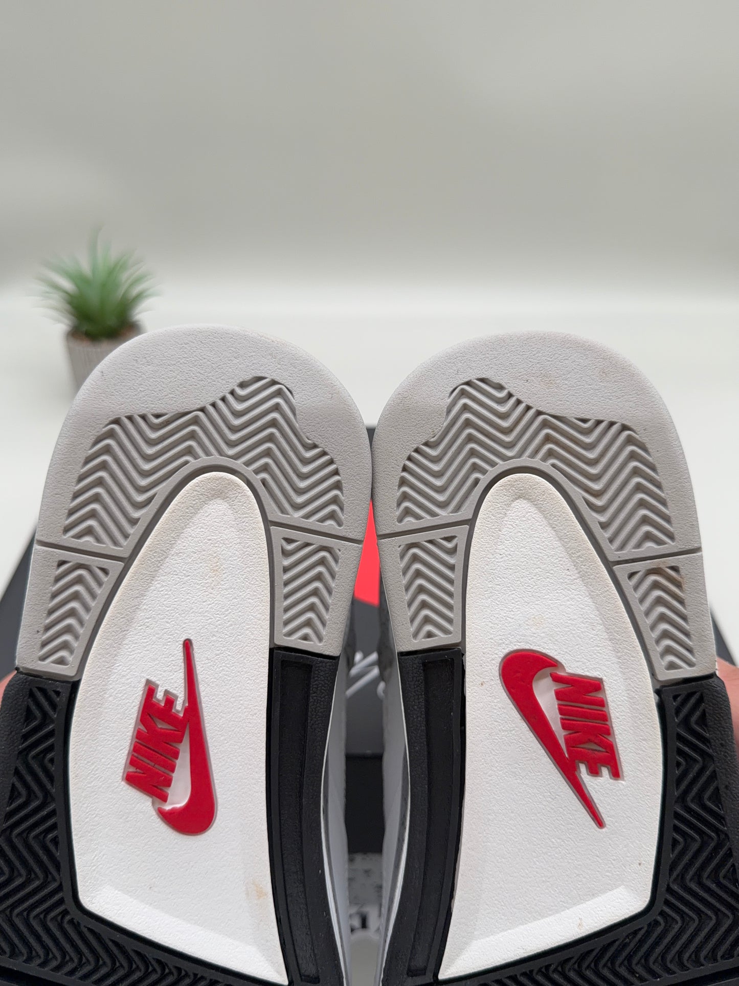 Jordan 4 White Cement