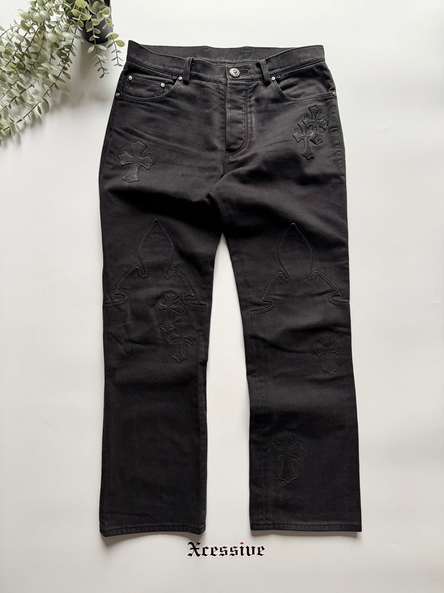 Chrome Hearts Fleur Knee Cross Patch Jeans