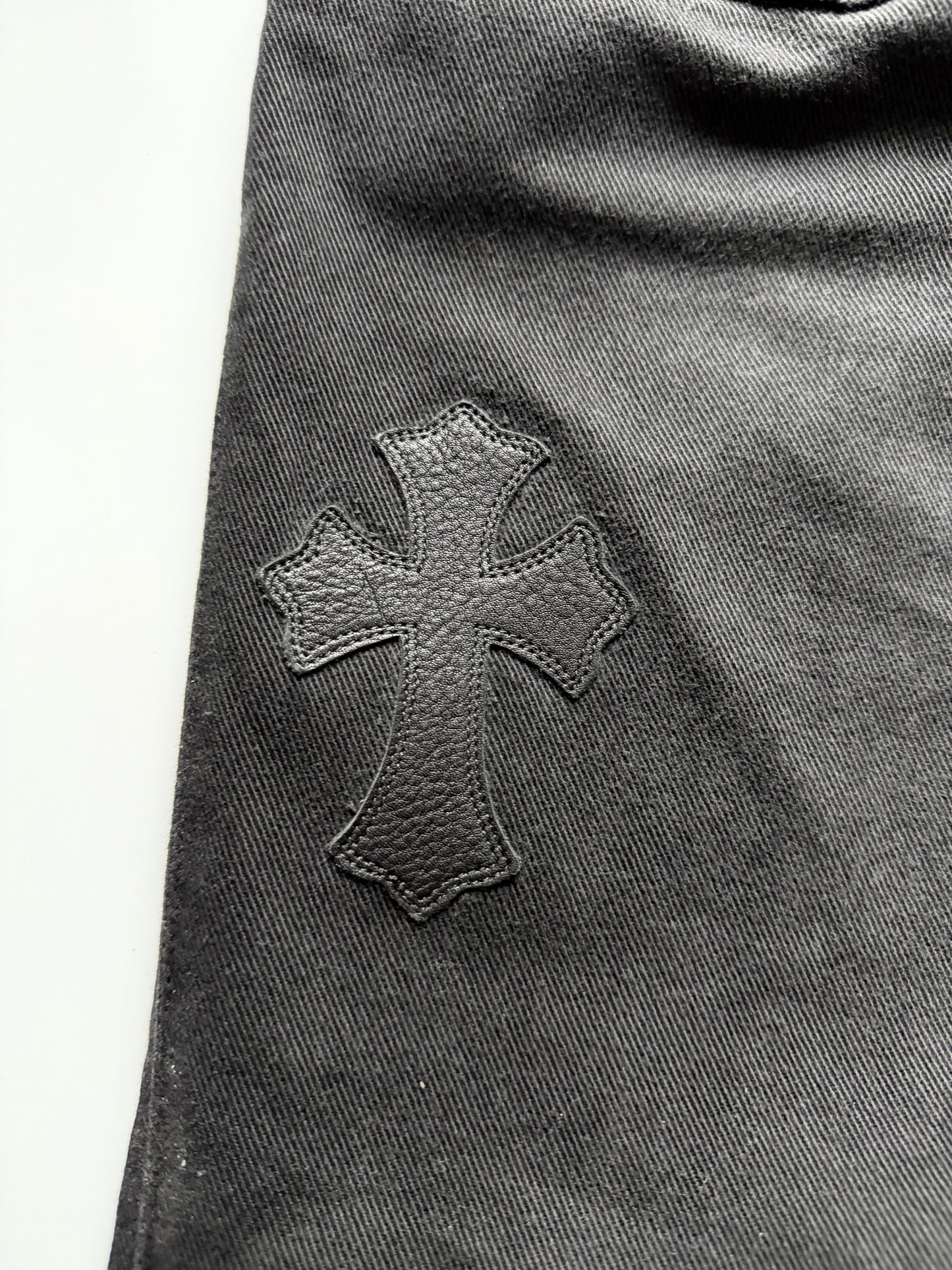 Chrome Hearts Fleur Knee Cross Patch Jeans