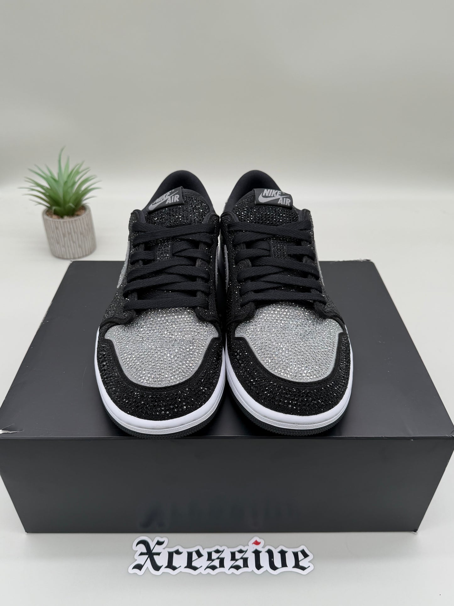 Jordan 1 Low Swarovski