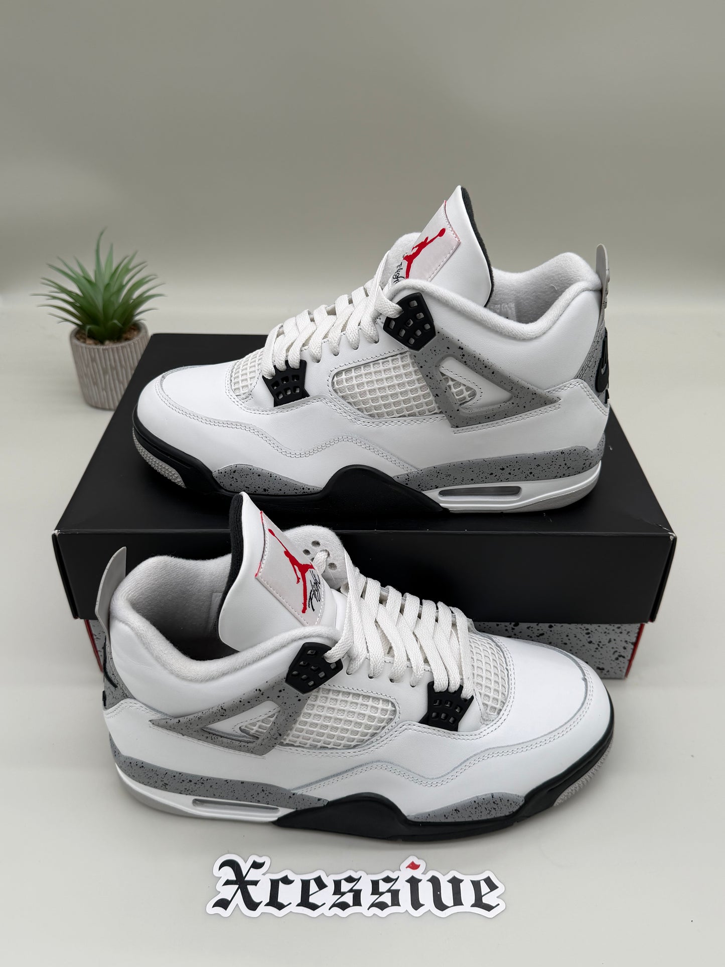 Jordan 4 White Cement