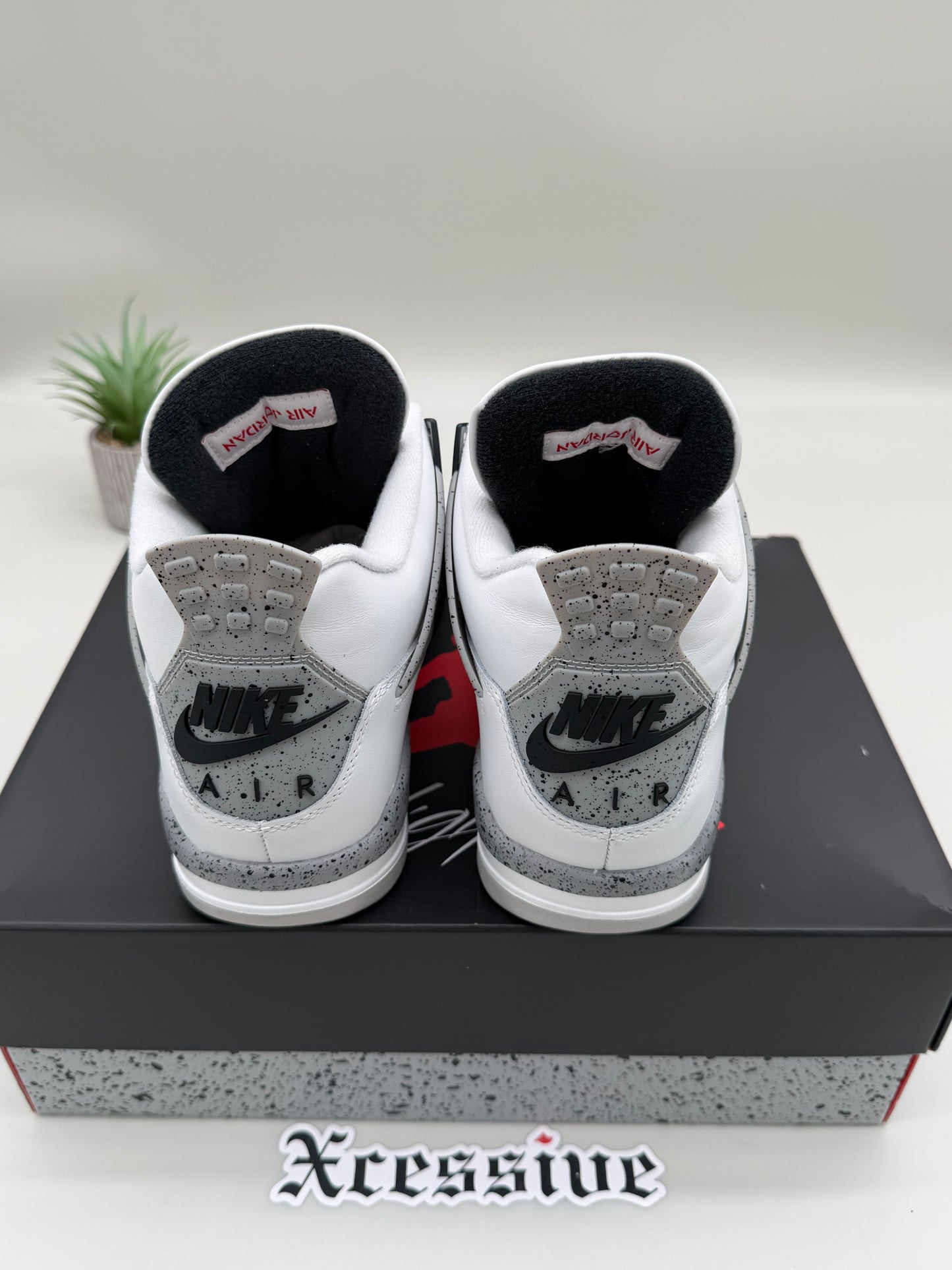 Jordan 4 White Cement