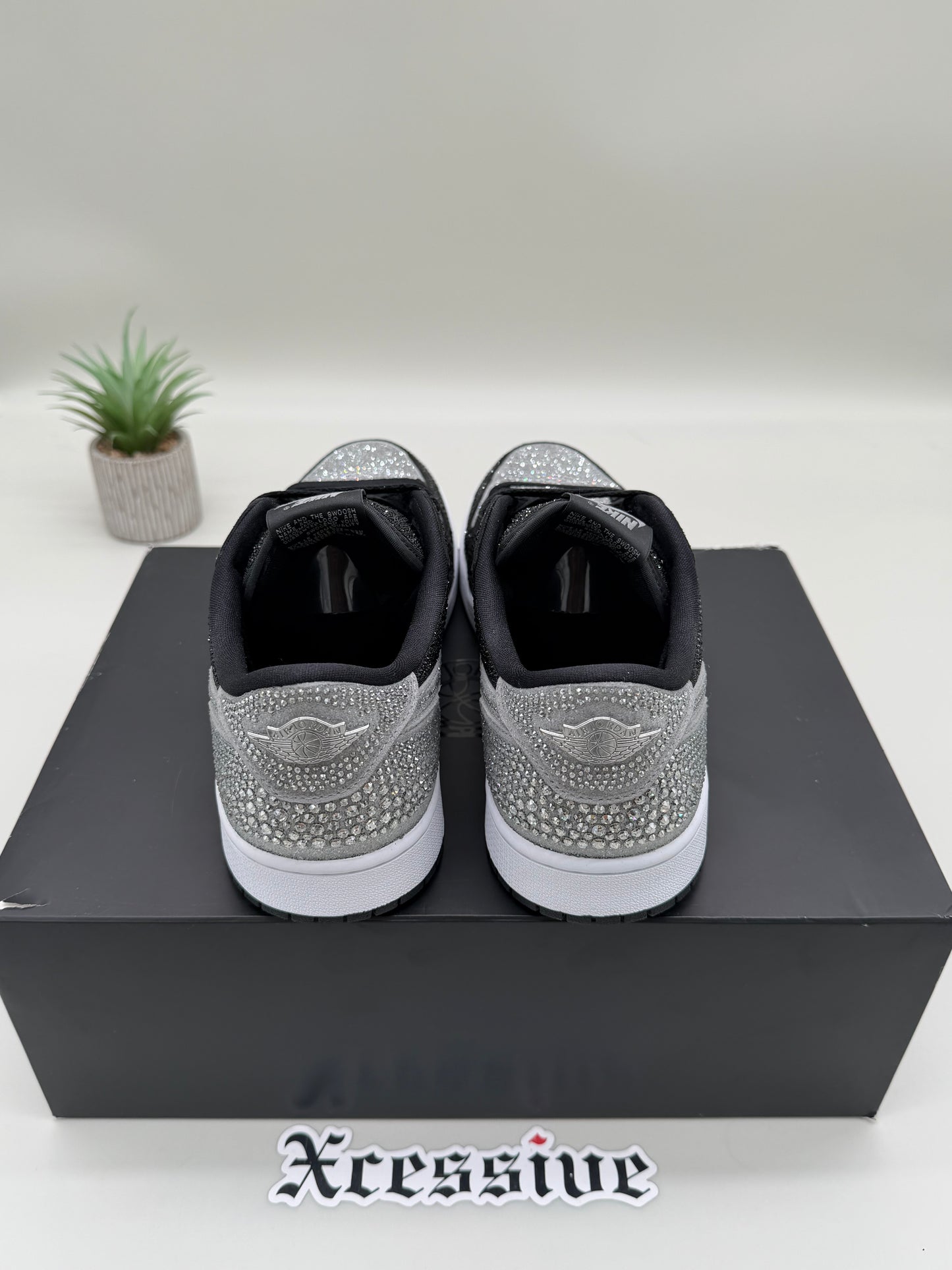 Jordan 1 Low Swarovski