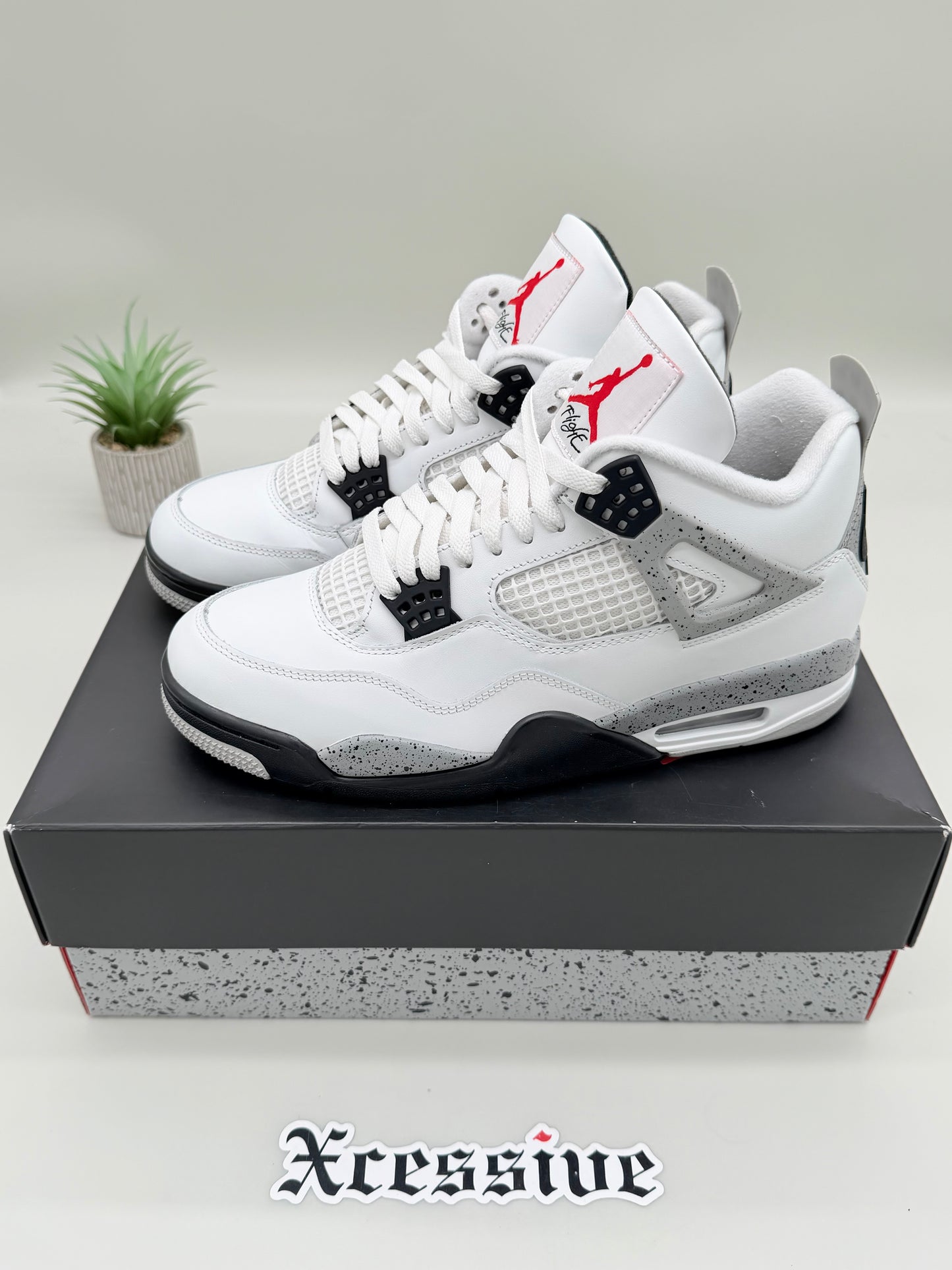 Jordan 4 White Cement
