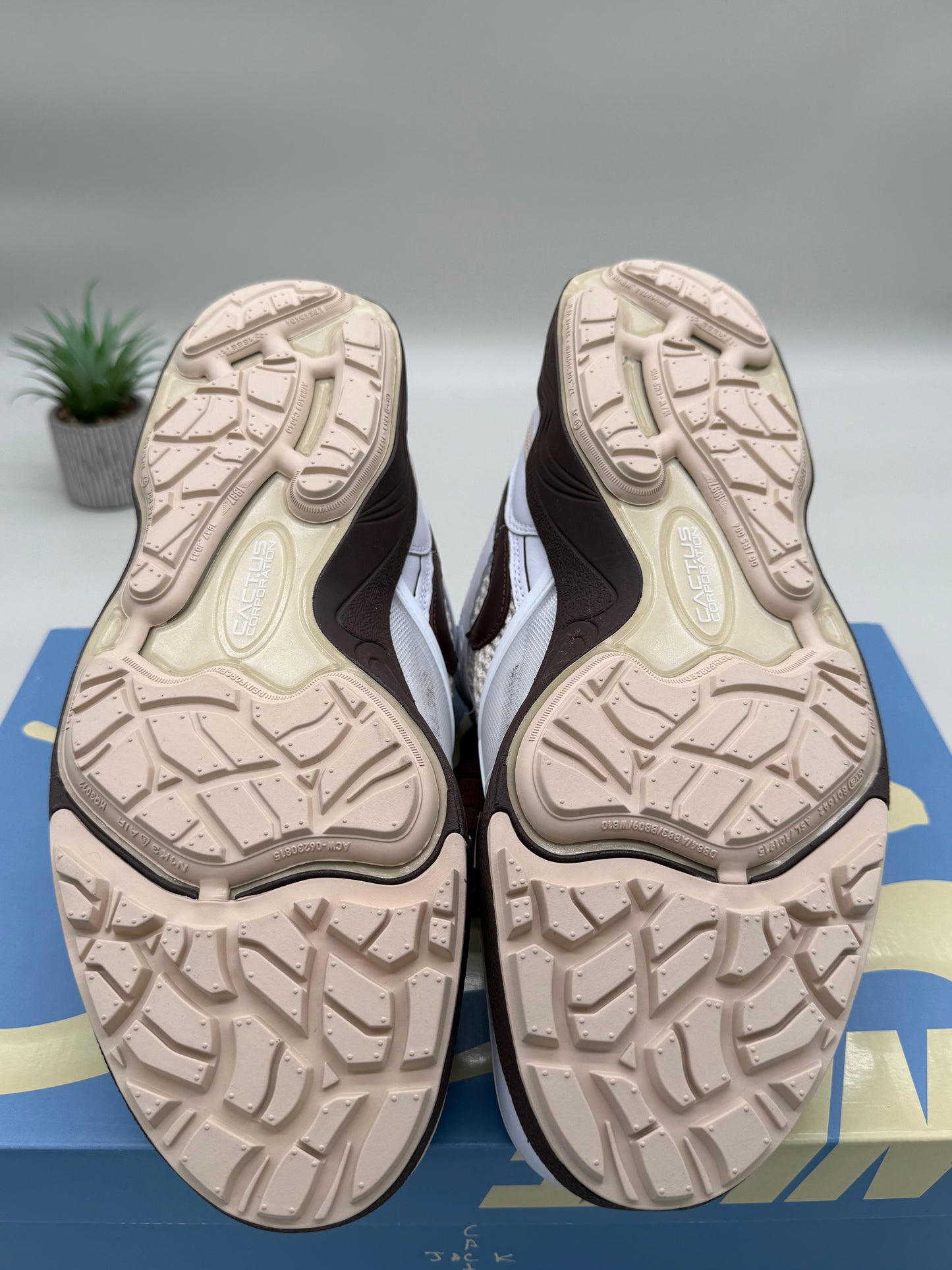 Nike Zoom Field Jaxx Travis Scott Chocolate