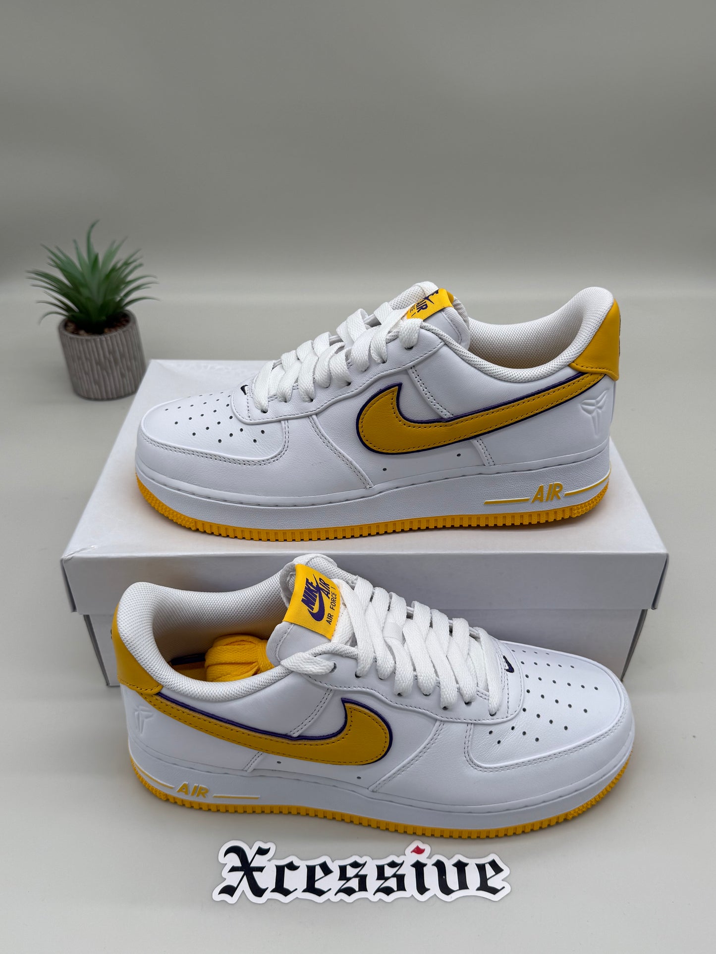 Nike Air Force 1 Kobe Lakers Home