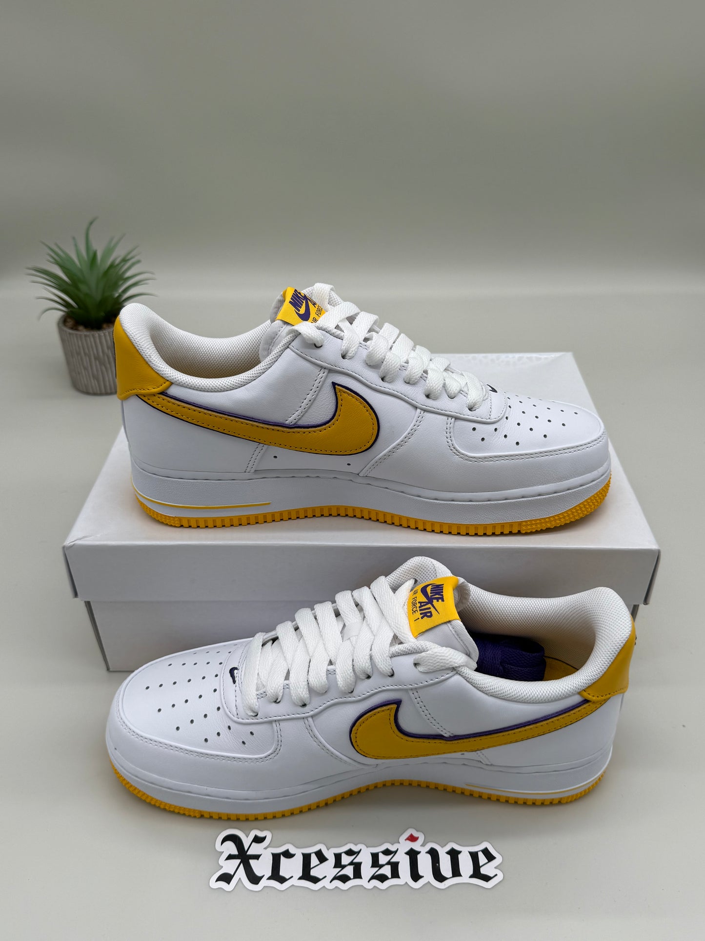 Nike Air Force 1 Kobe Lakers Home