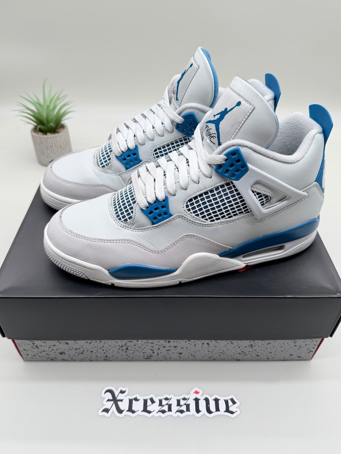 Jordan 4 Military Blue