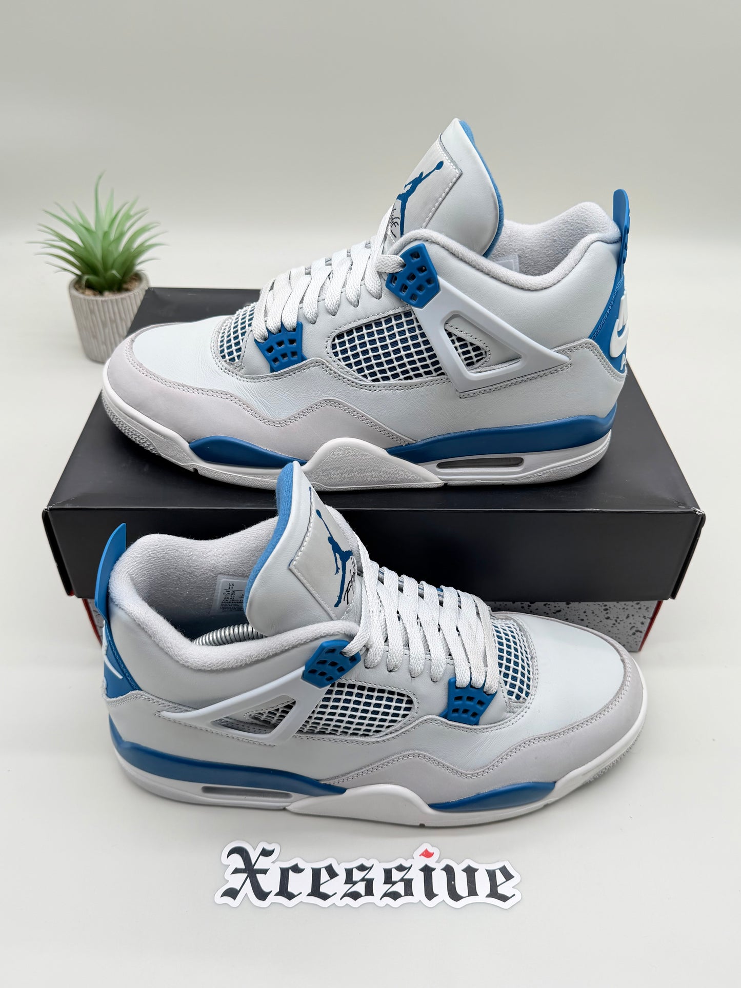 Jordan 4 Military Blue