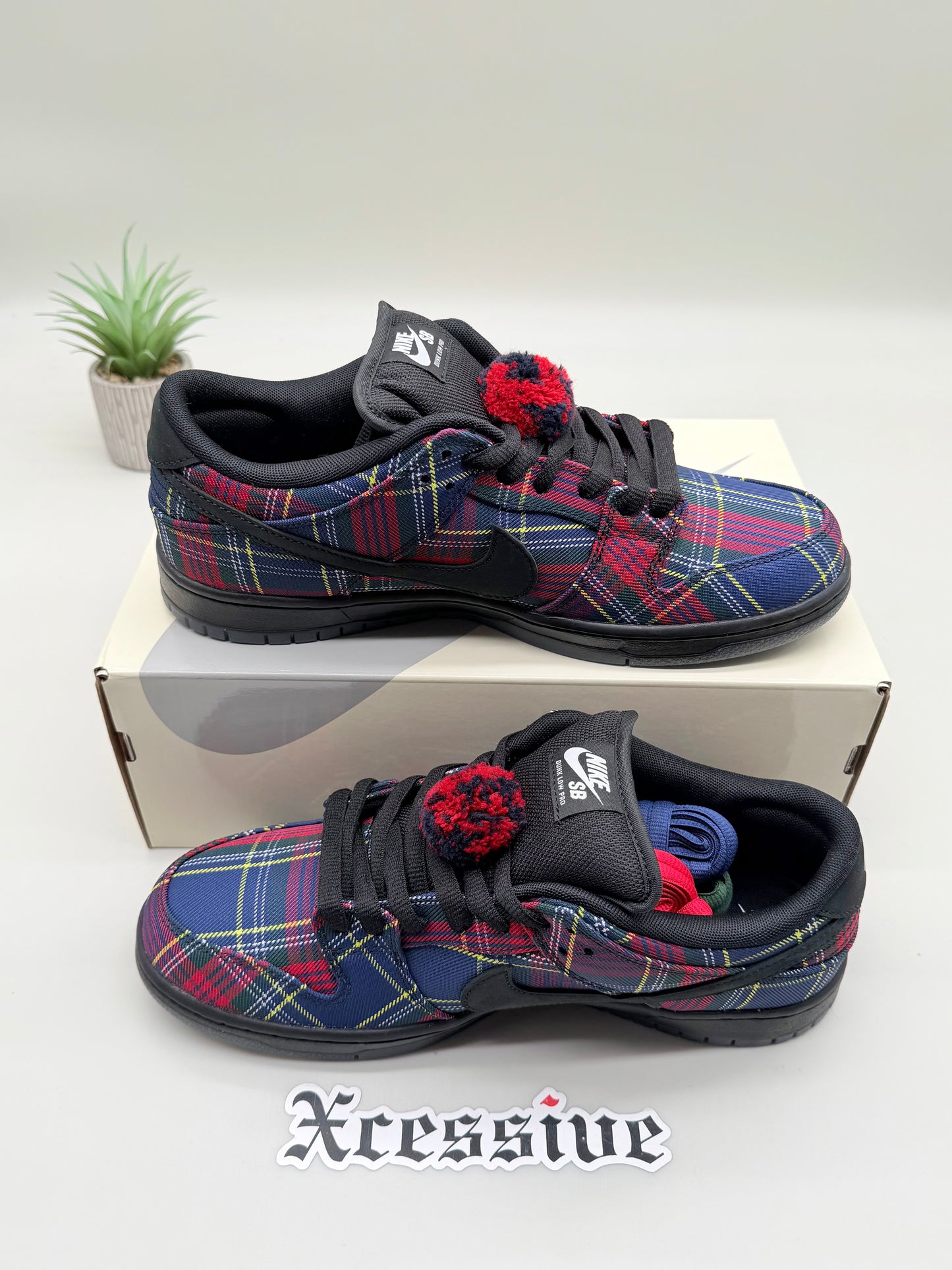 Nike SB Dunk Low Nardwuar