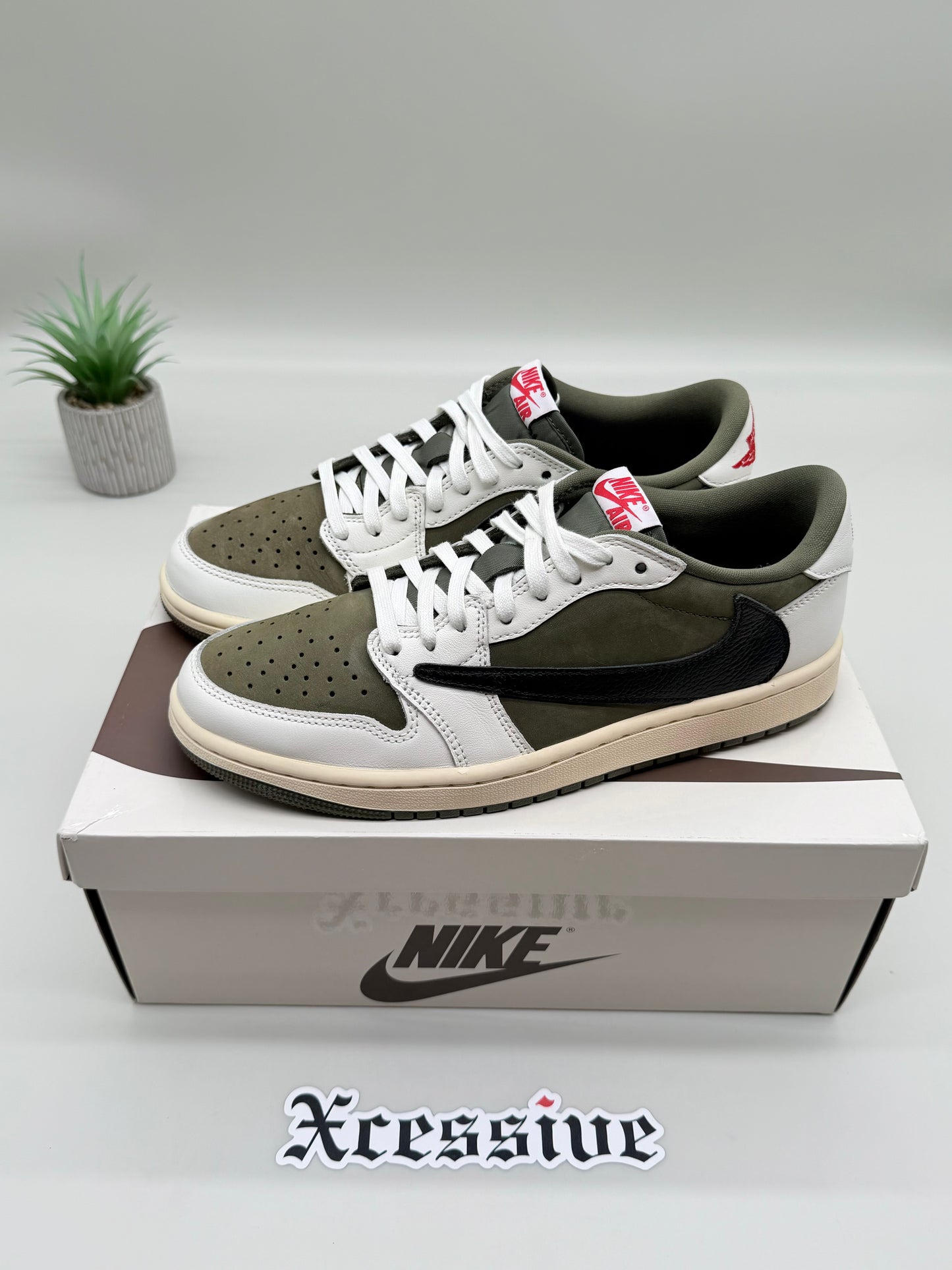 Jordan 1 Low Travis Scott Medium Olive