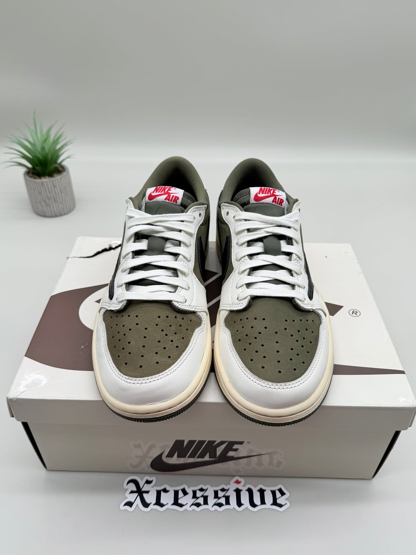 Jordan 1 Low Travis Scott Medium Olive