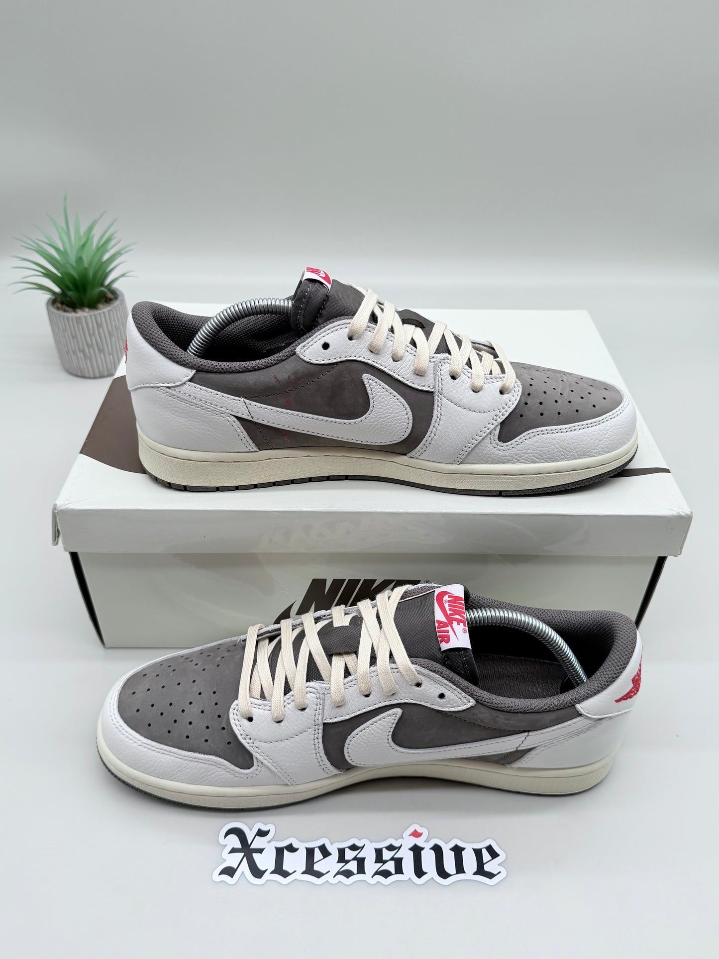 Jordan 1 Low Travis Scott Reverse Mocha