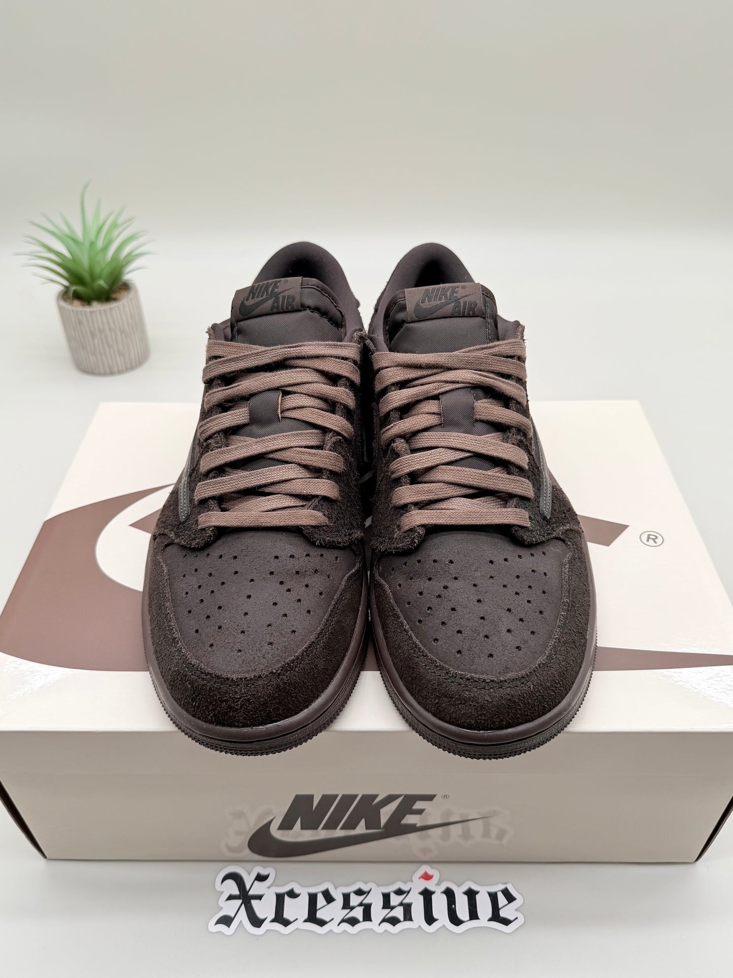 Jordan 1 Low Travis Scott Velvet