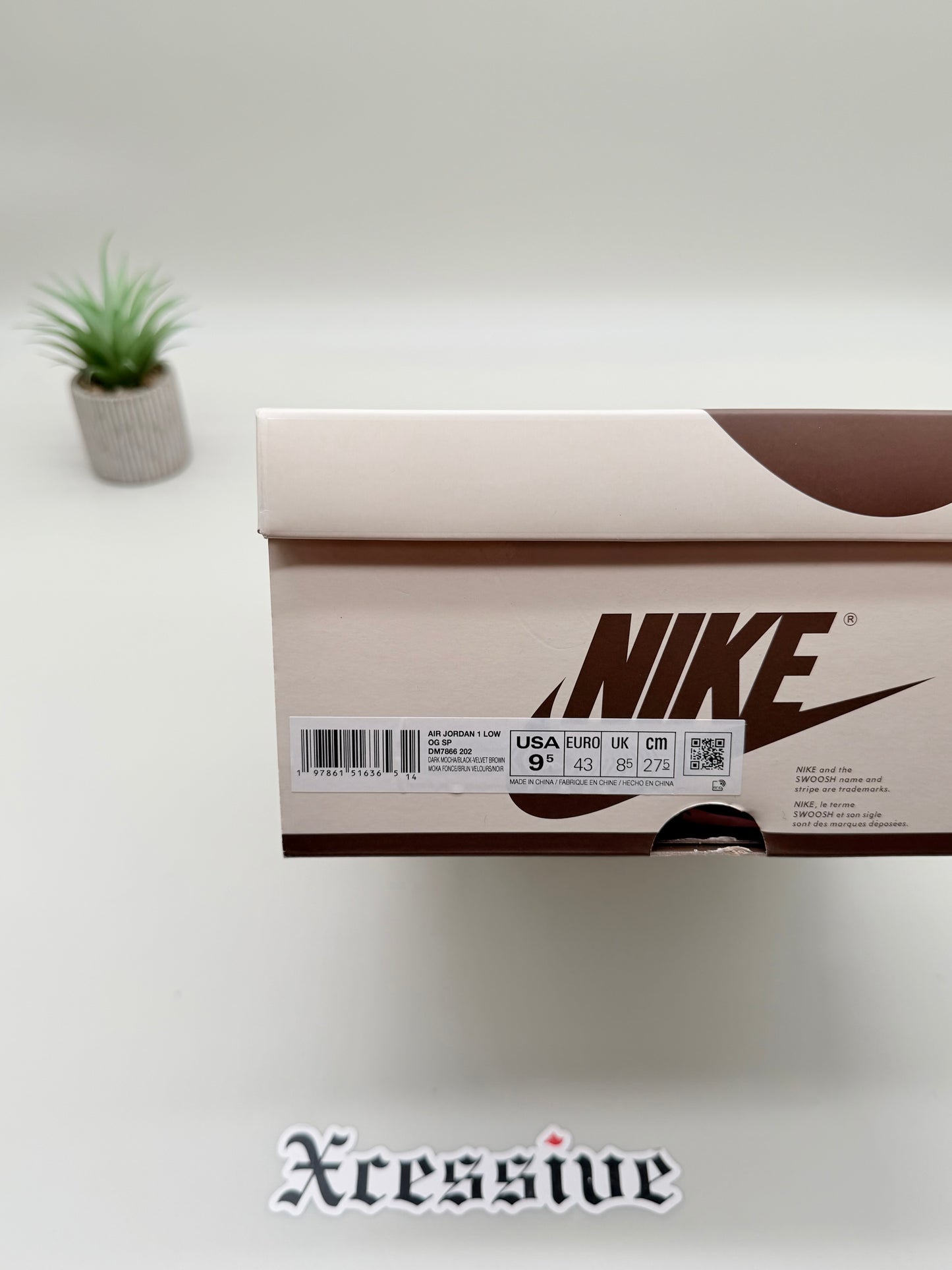 Jordan 1 Low Travis Scott Velvet