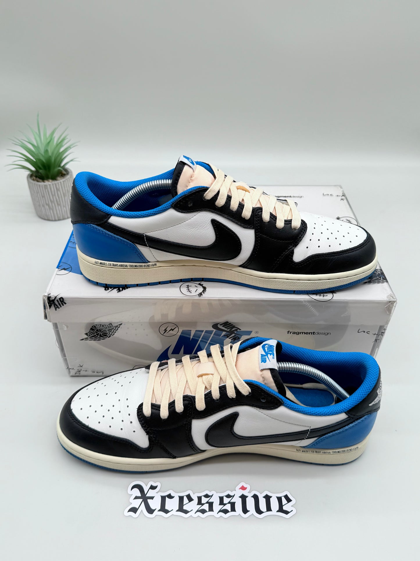 Jordan 1 Low Travis Scott Fragment