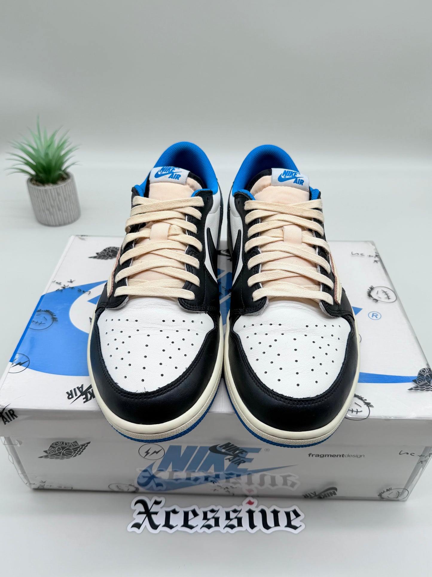 Jordan 1 Low Travis Scott Fragment