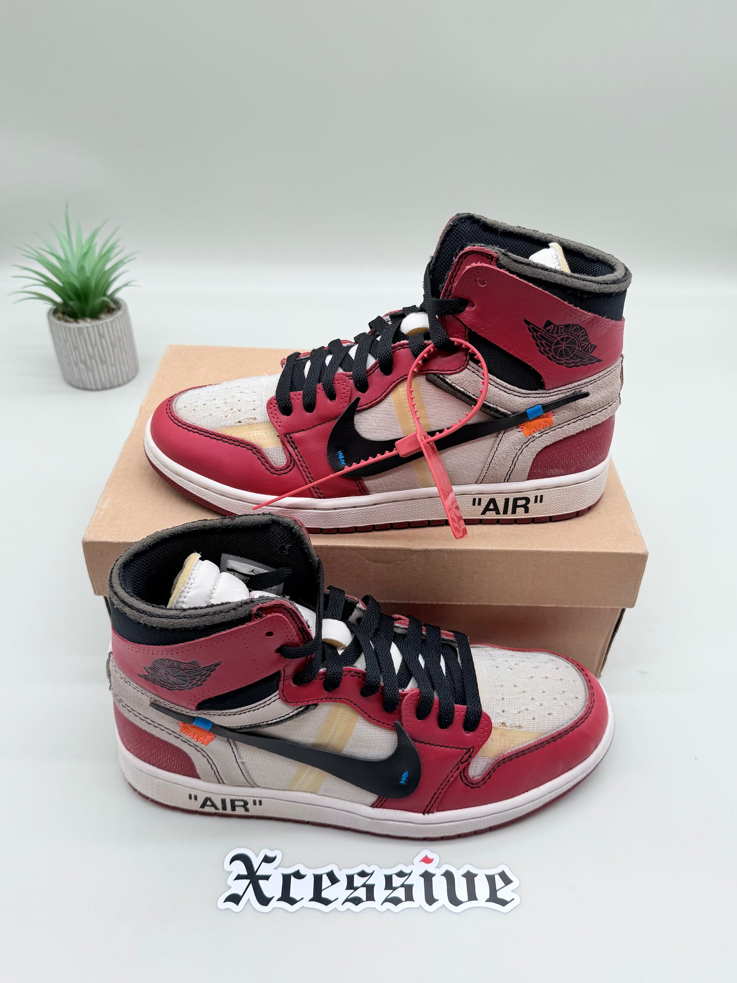 Off-White Jordan 1 Chicago