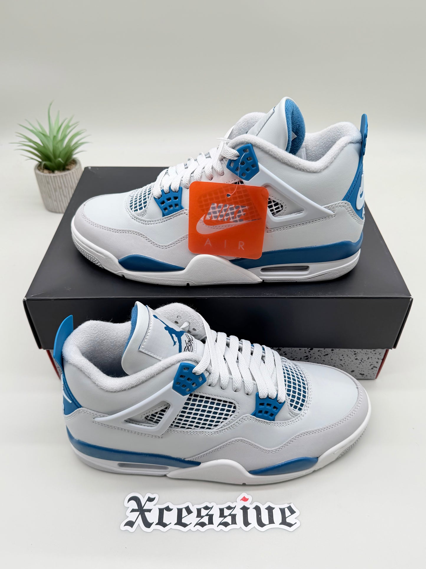 Jordan 4 Military Blue