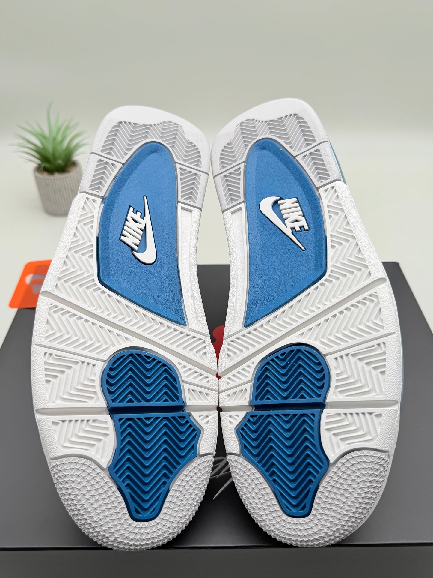 Jordan 4 Military Blue