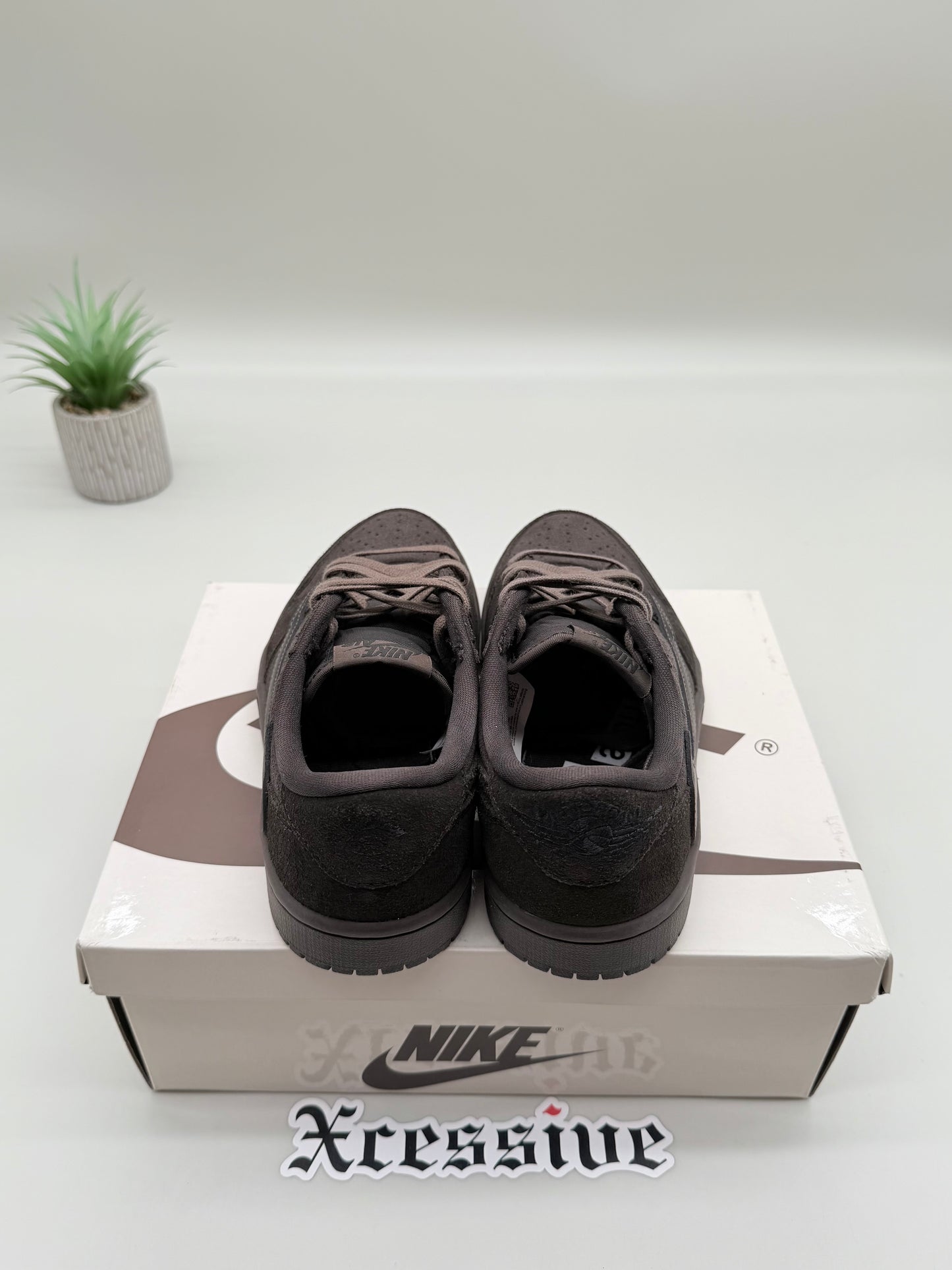Jordan 1 Low Travis Scott Velvet