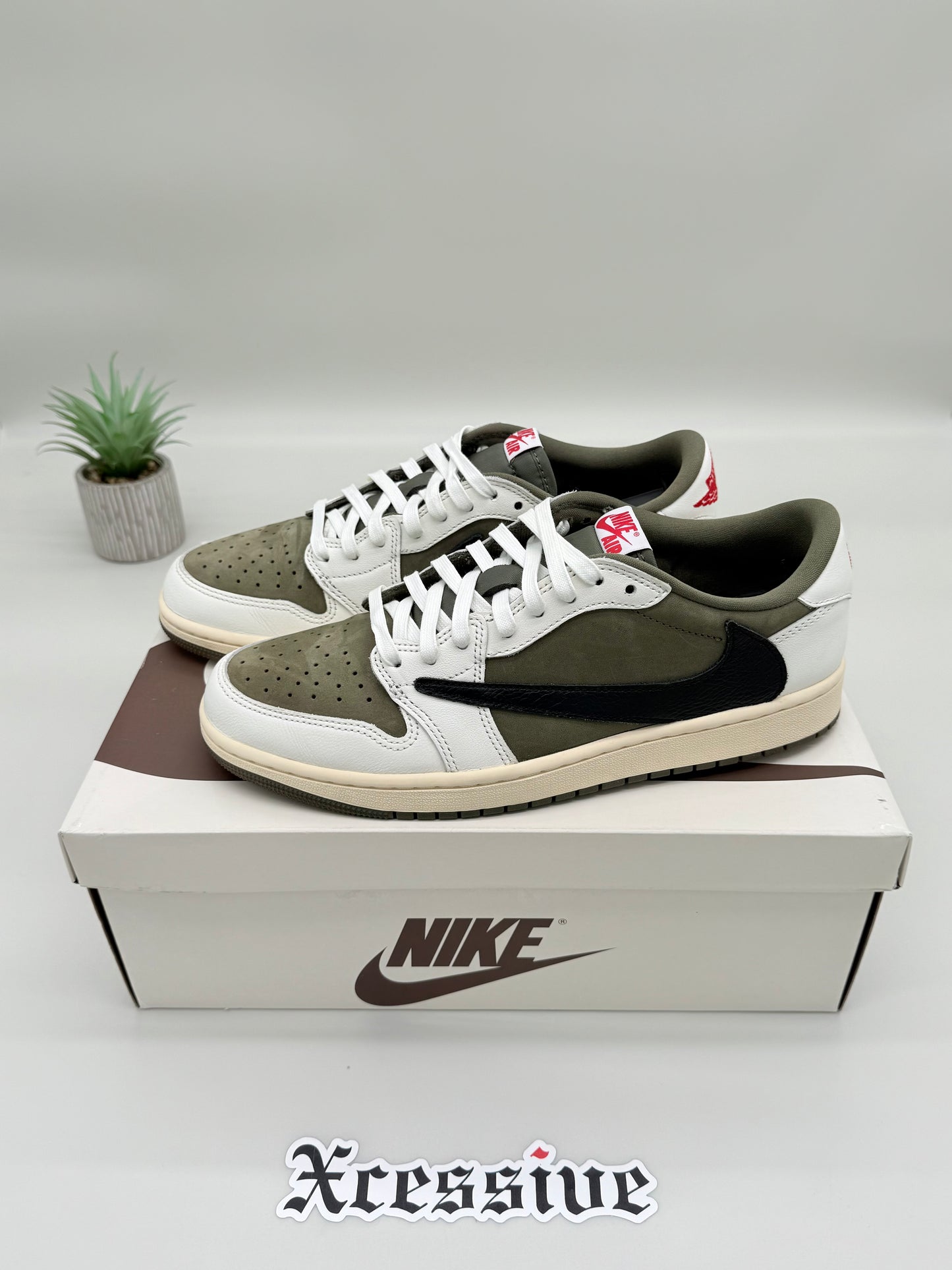 Jordan 1 Low Travis Scott Medium Olive