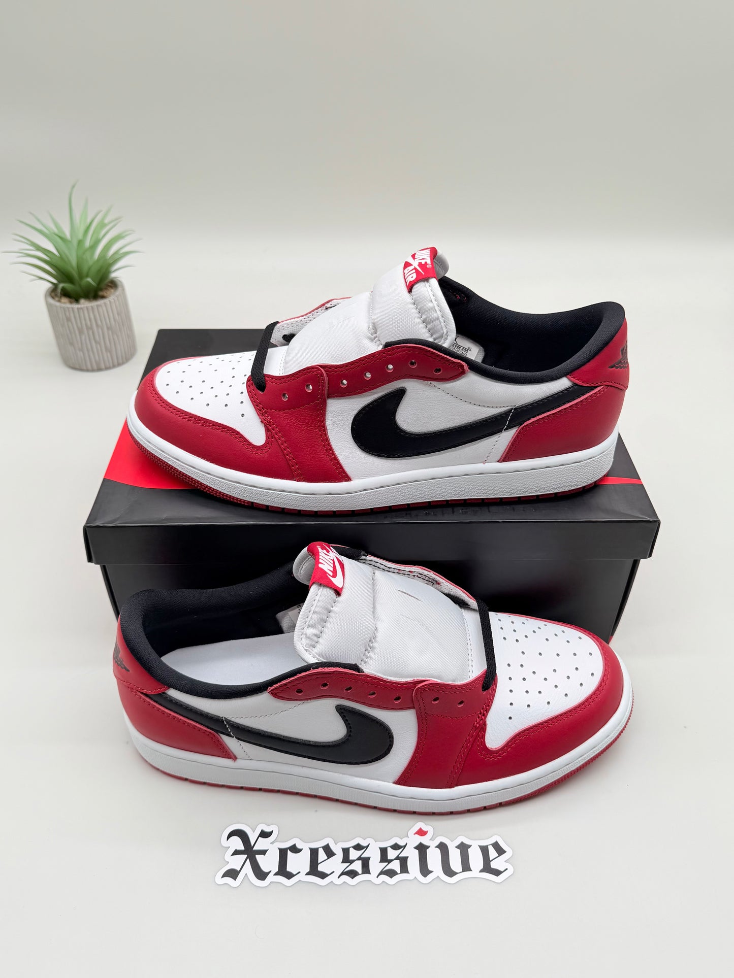 Jordan 1 Low Chicago