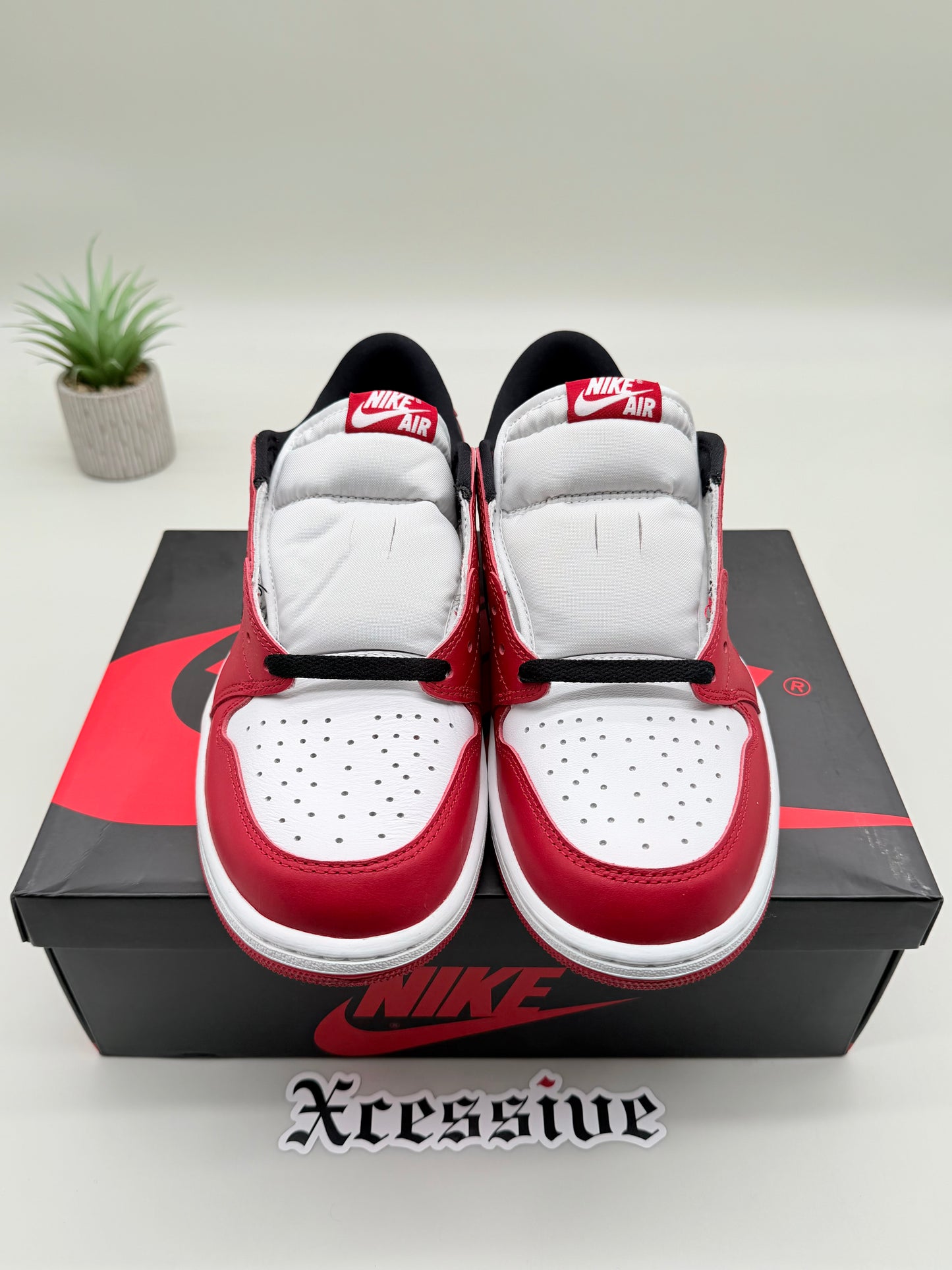 Jordan 1 Low Chicago