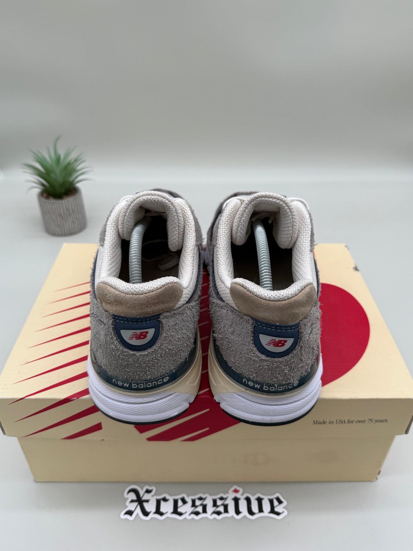 New Balance 990v4 Grey Day