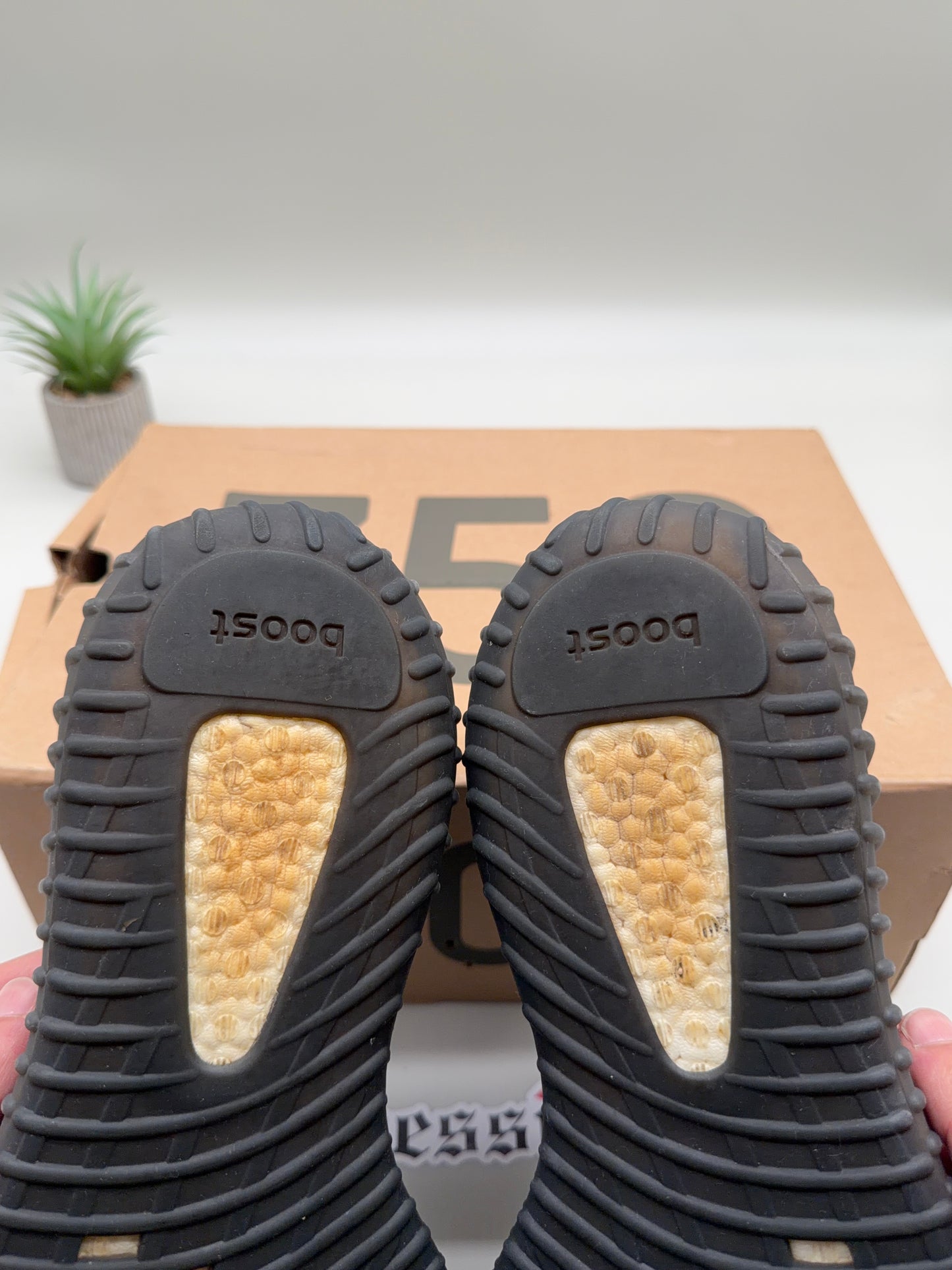 adidas Yeezy Boost 350 V2 Dazzling Blue