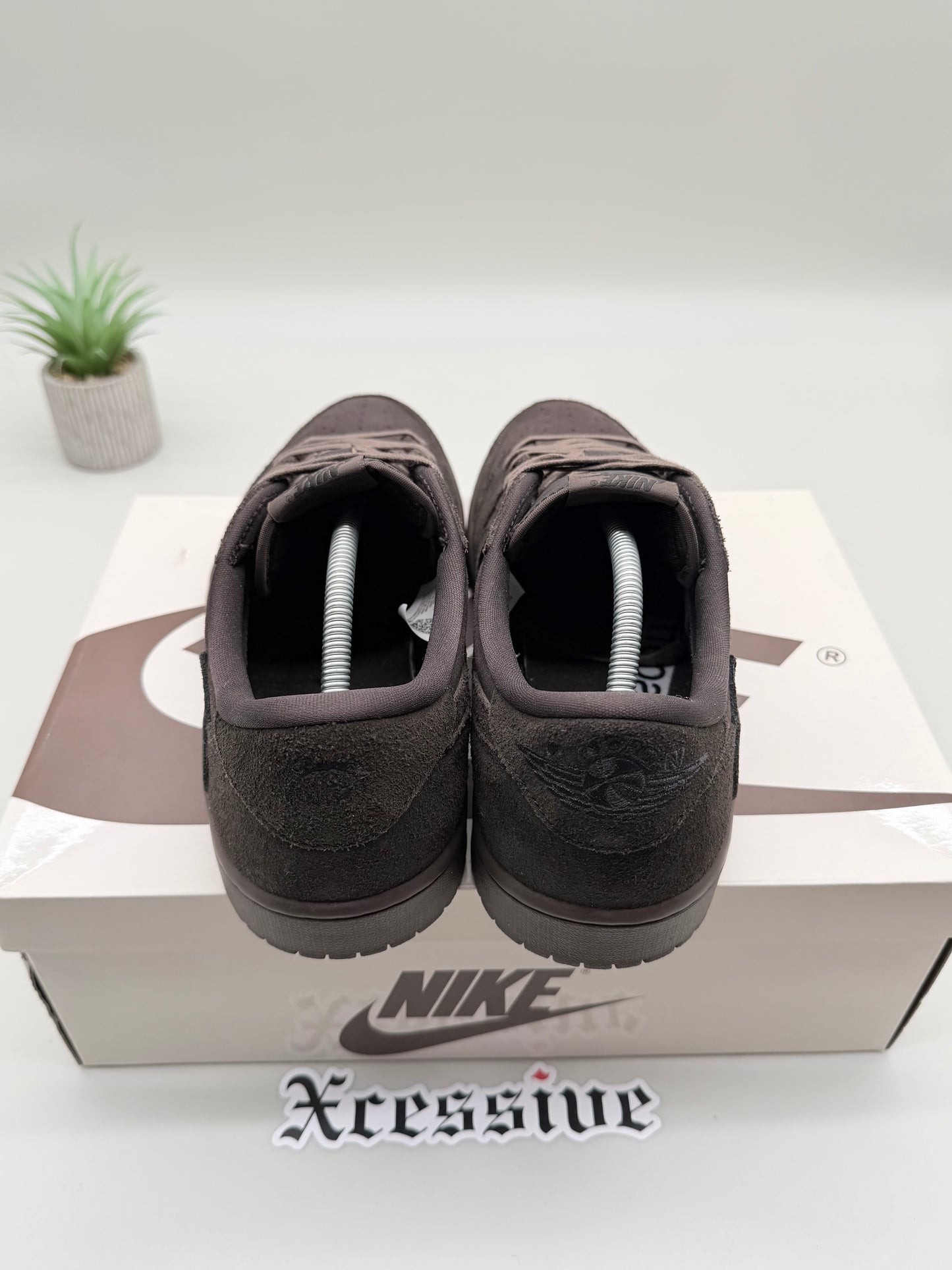 Jordan 1 Low Travis Scott Velvet