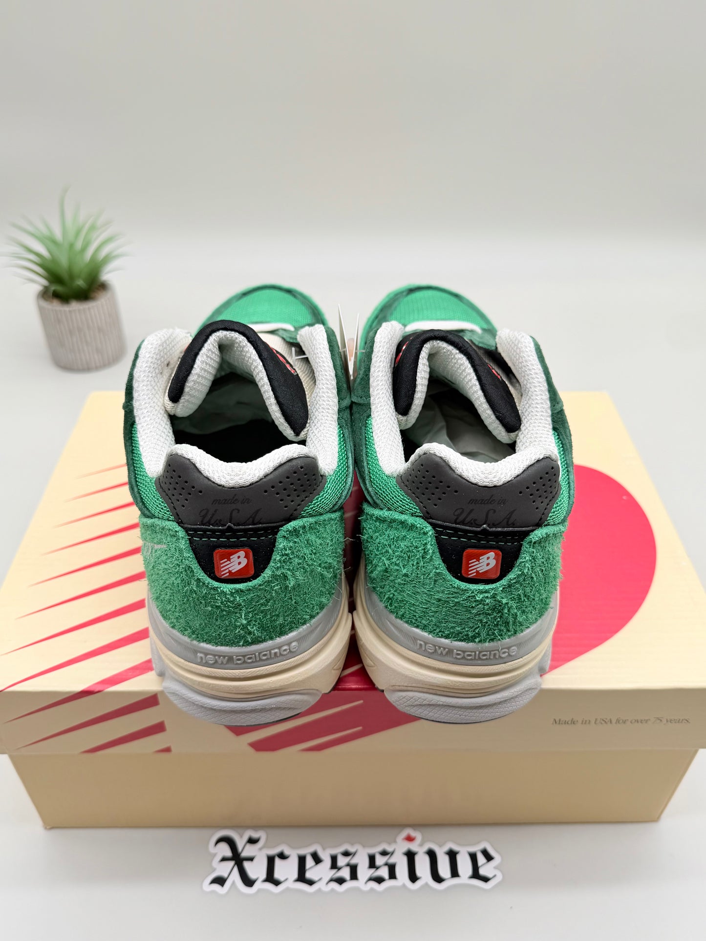 New Balance 990v3 Varsity Green Gold