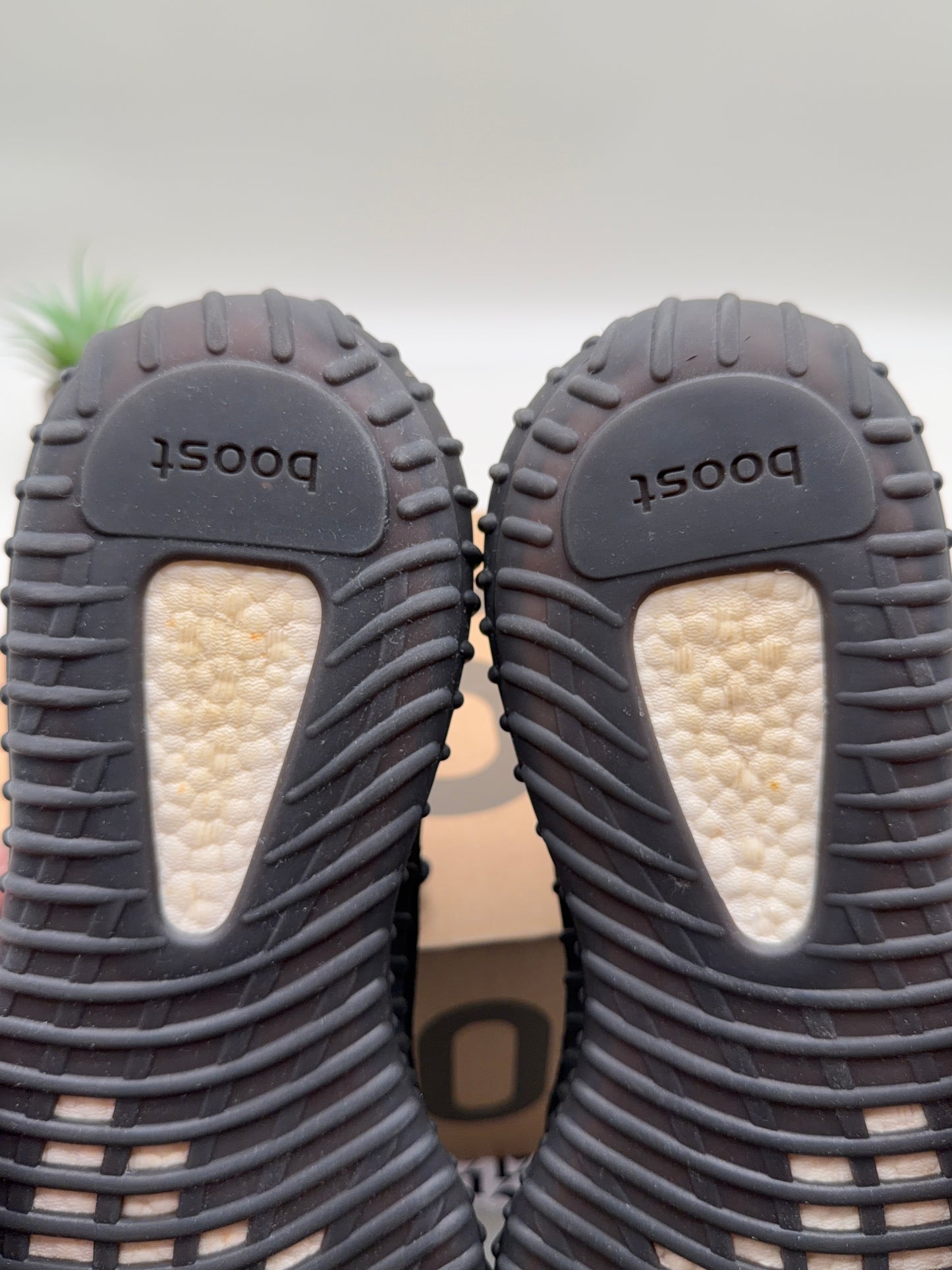 Adidas Yeezy Boost 350 V2 Oreo