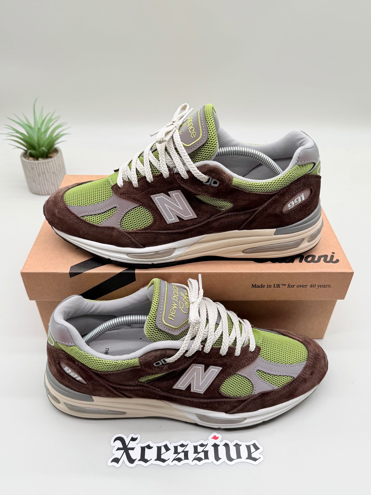 New Balance 991v2 Cathari x Kith Reverse Matcha
