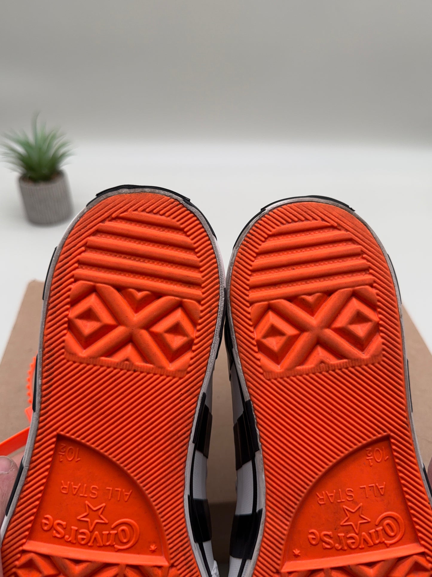 Off-White Converse Chuck Taylor All Star 70