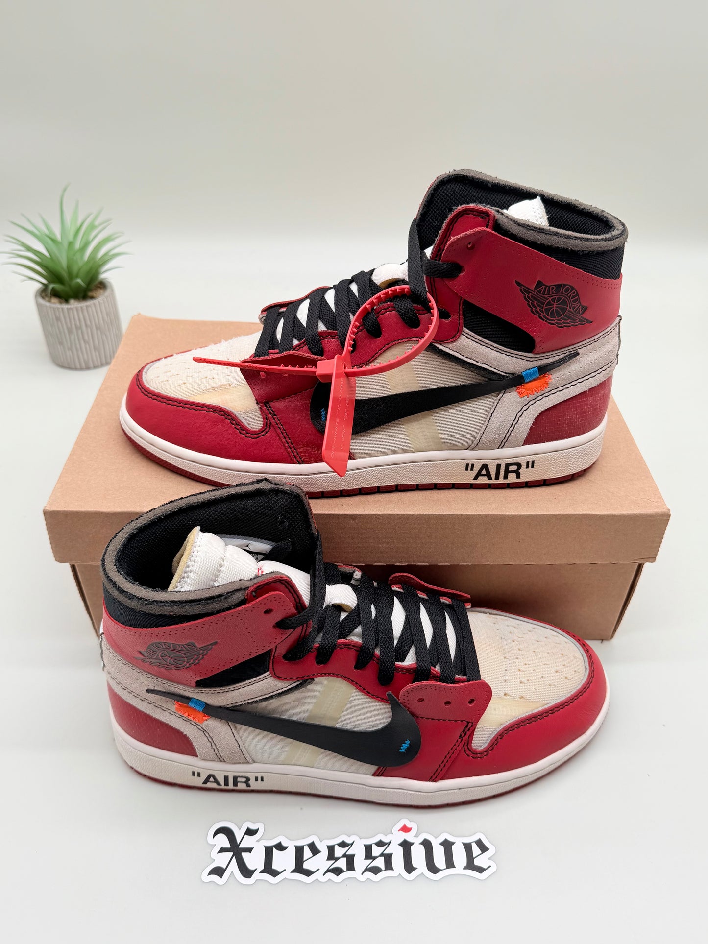 Off-White Jordan 1 Chicago
