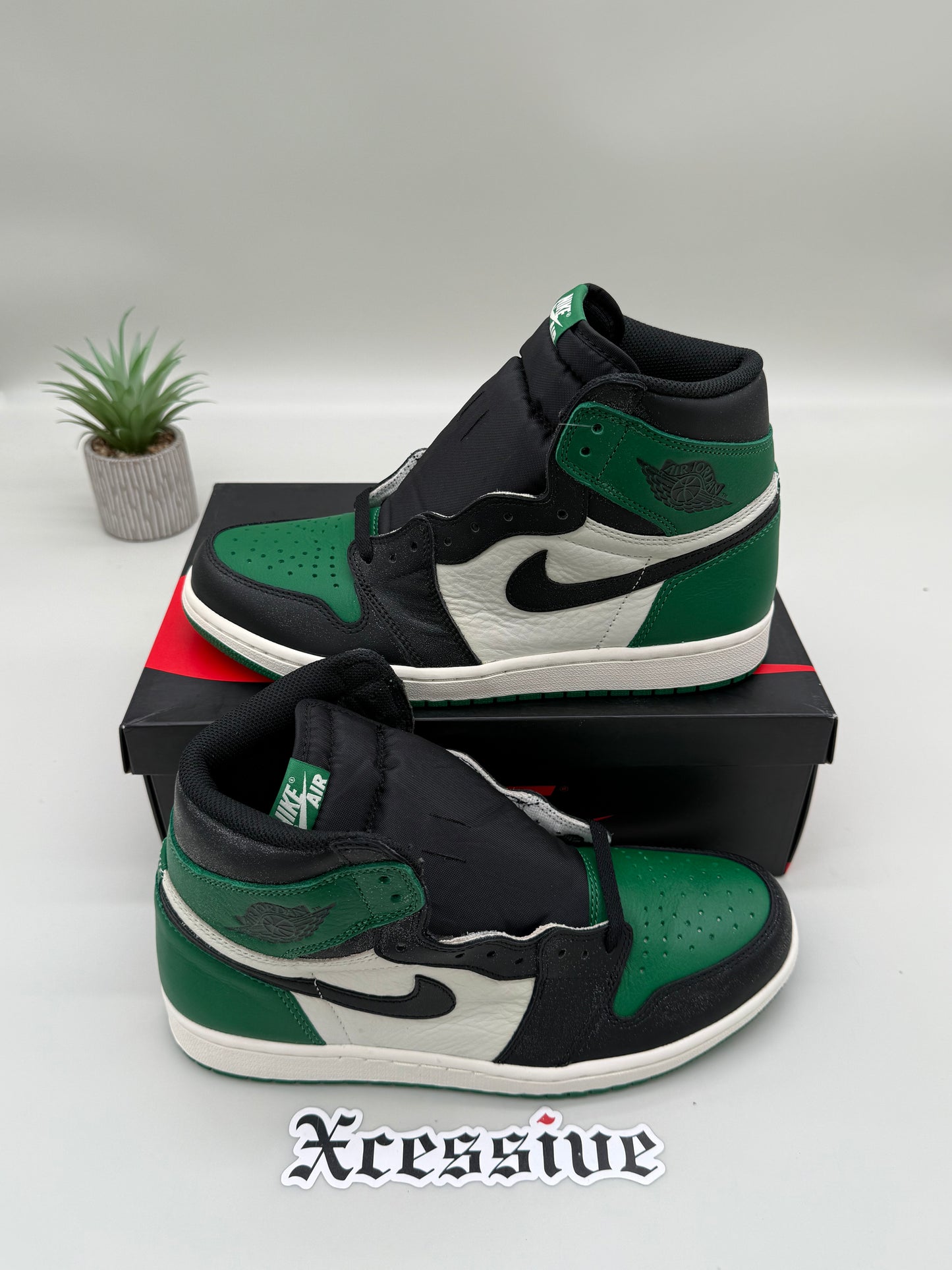 Jordan 1 Pine Green