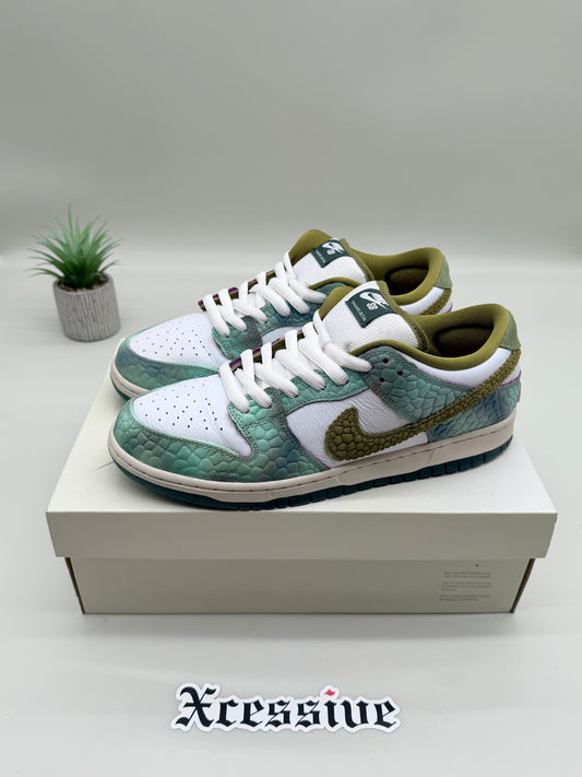 Nike SB Dunk Low Chameleon