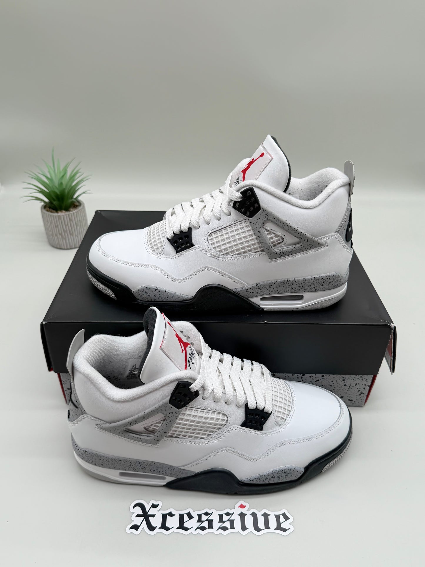 Jordan 4 White Cement