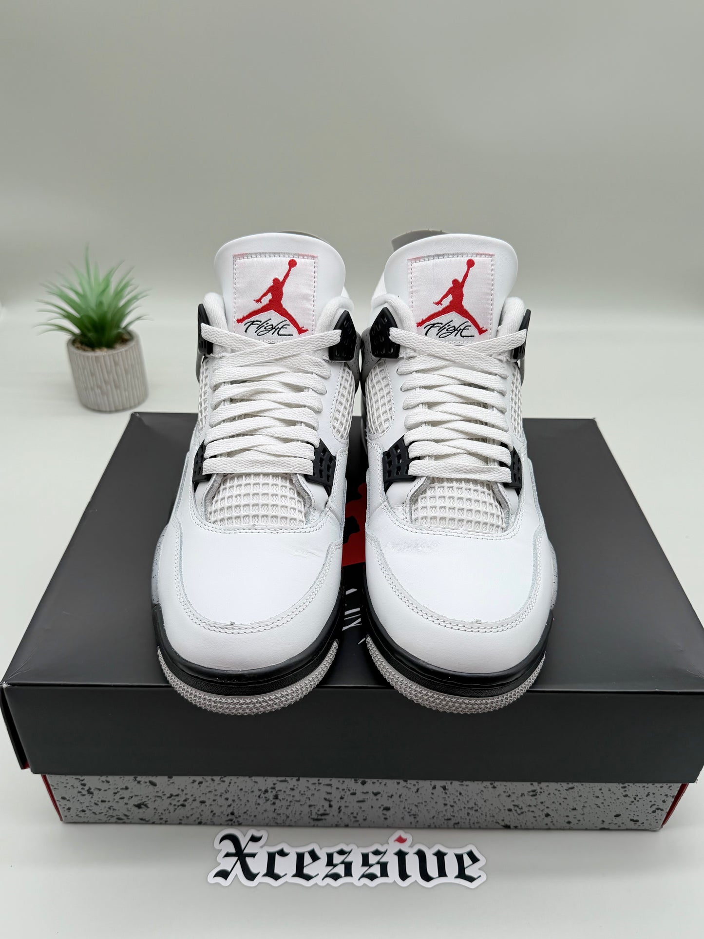 Jordan 4 White Cement
