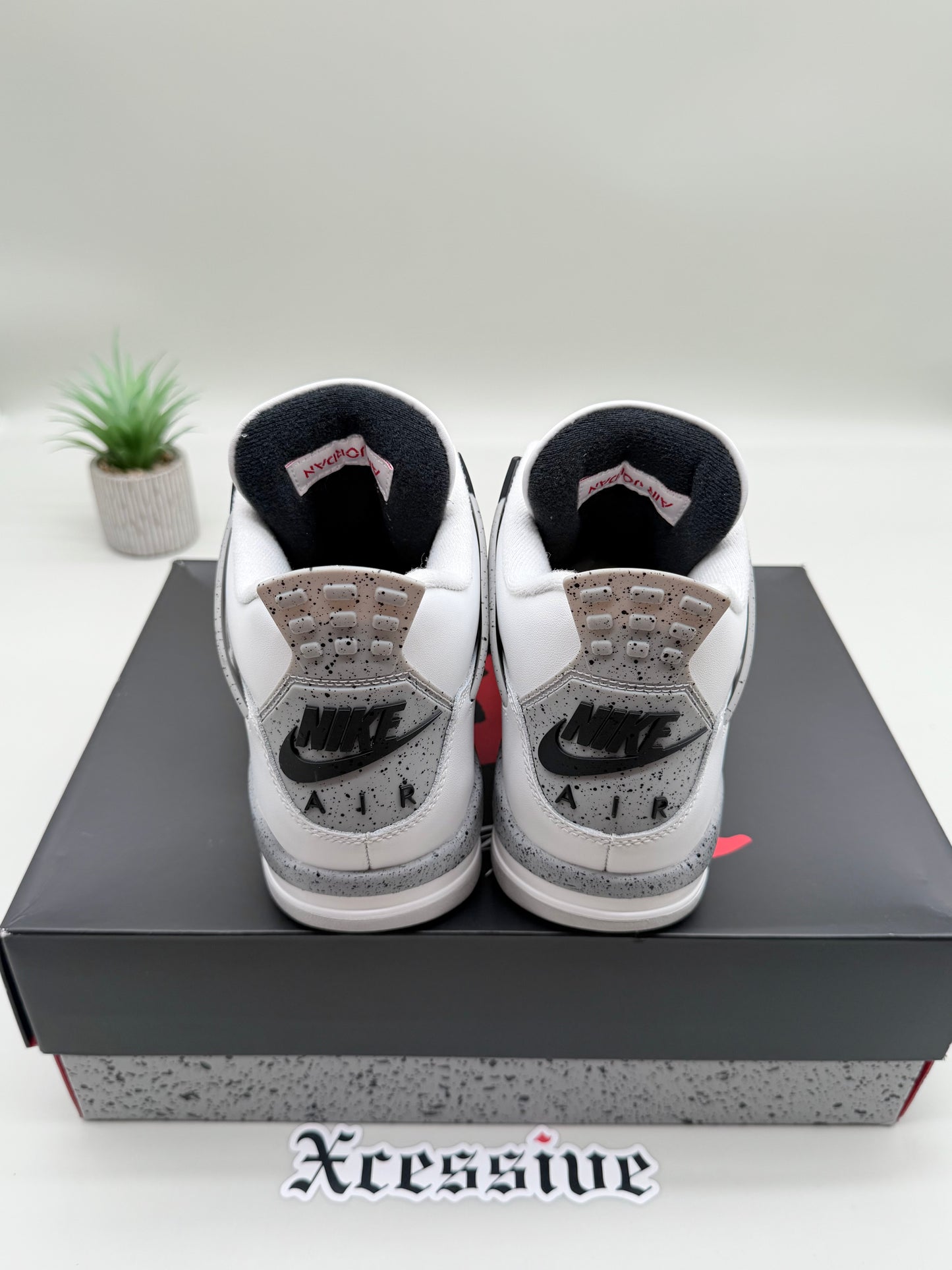 Jordan 4 White Cement