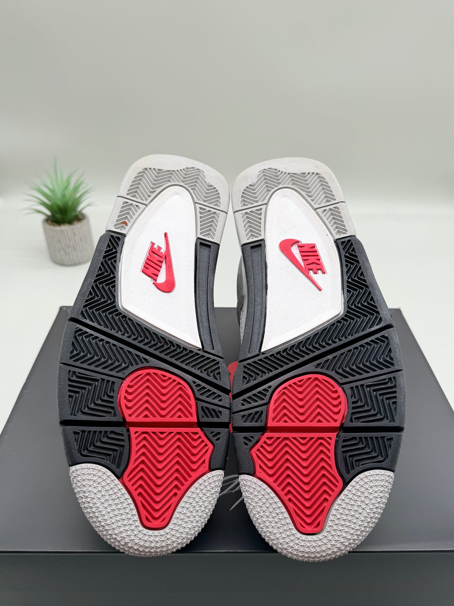 Jordan 4 White Cement