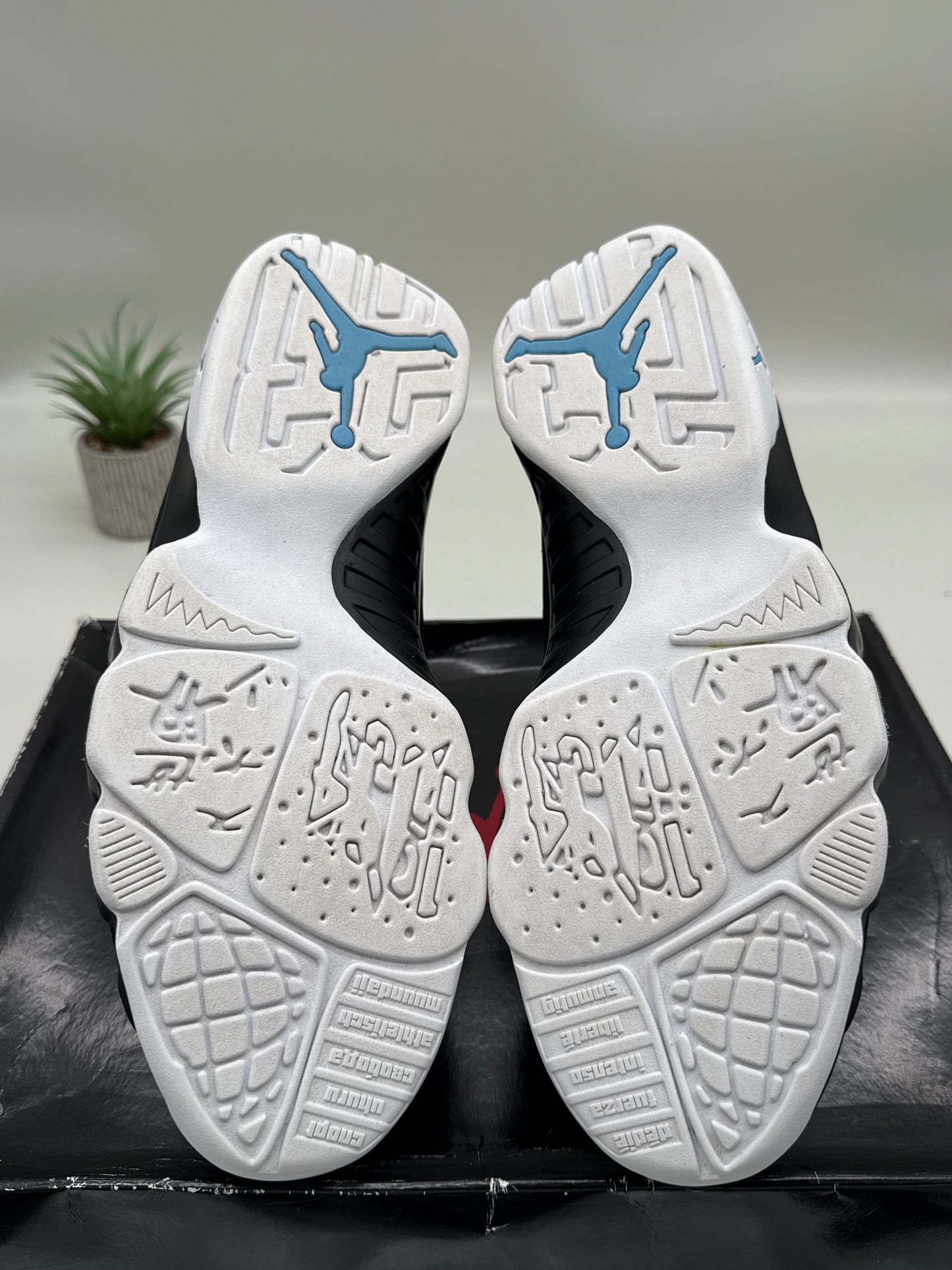 Jordan 9 University Blue